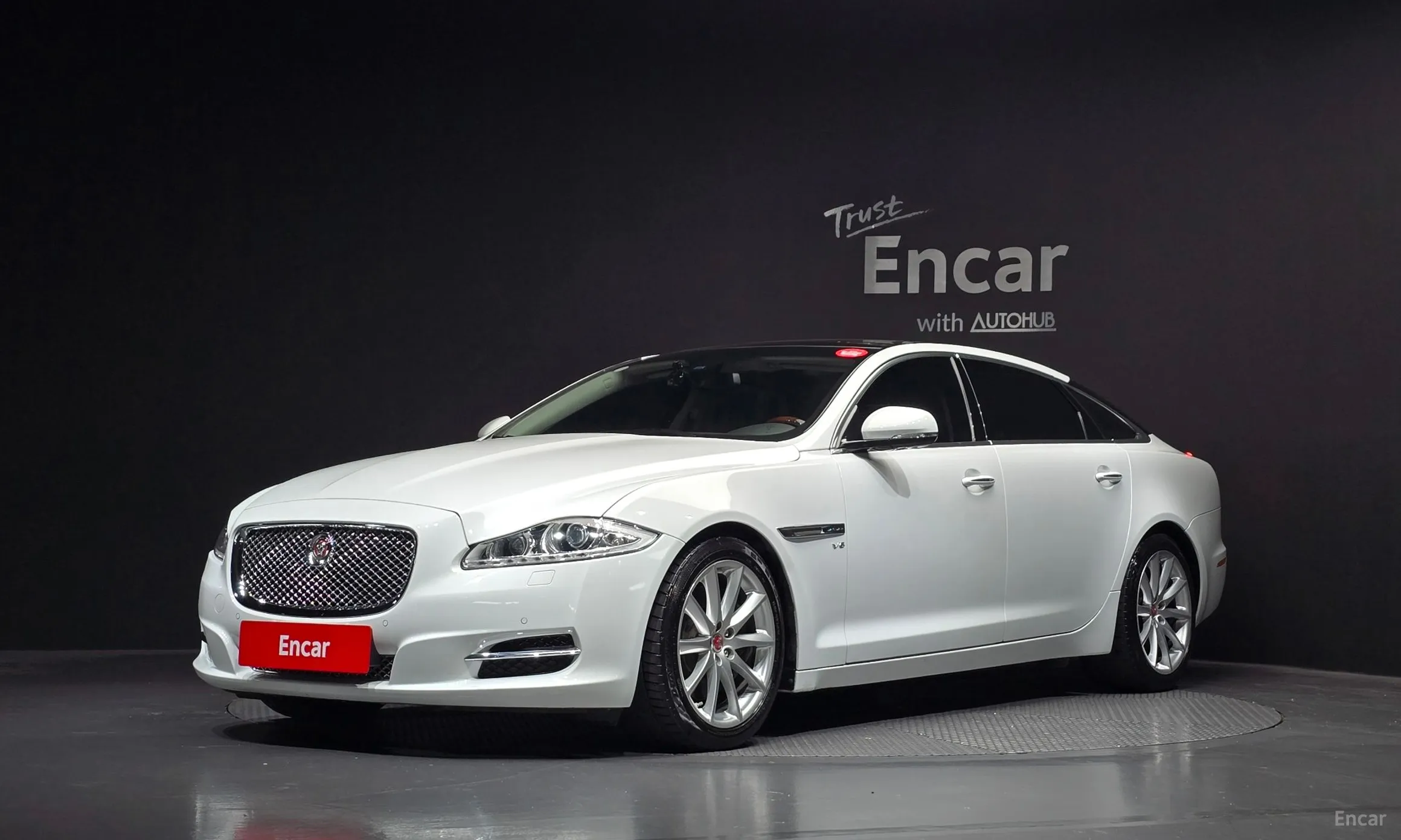 Jaguar All New XJ