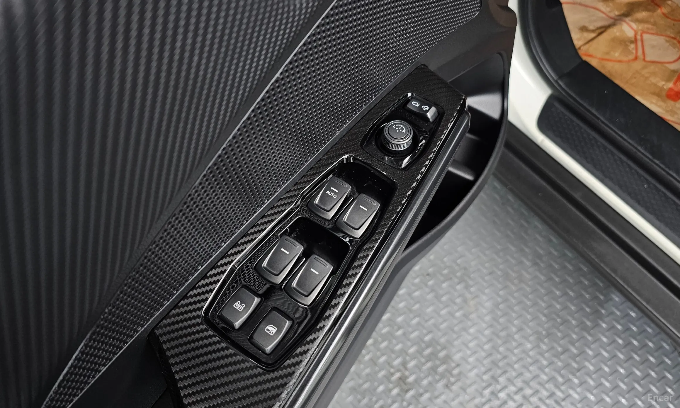 KG Mobility (SsangYong) Berry New Tivoli превью 16