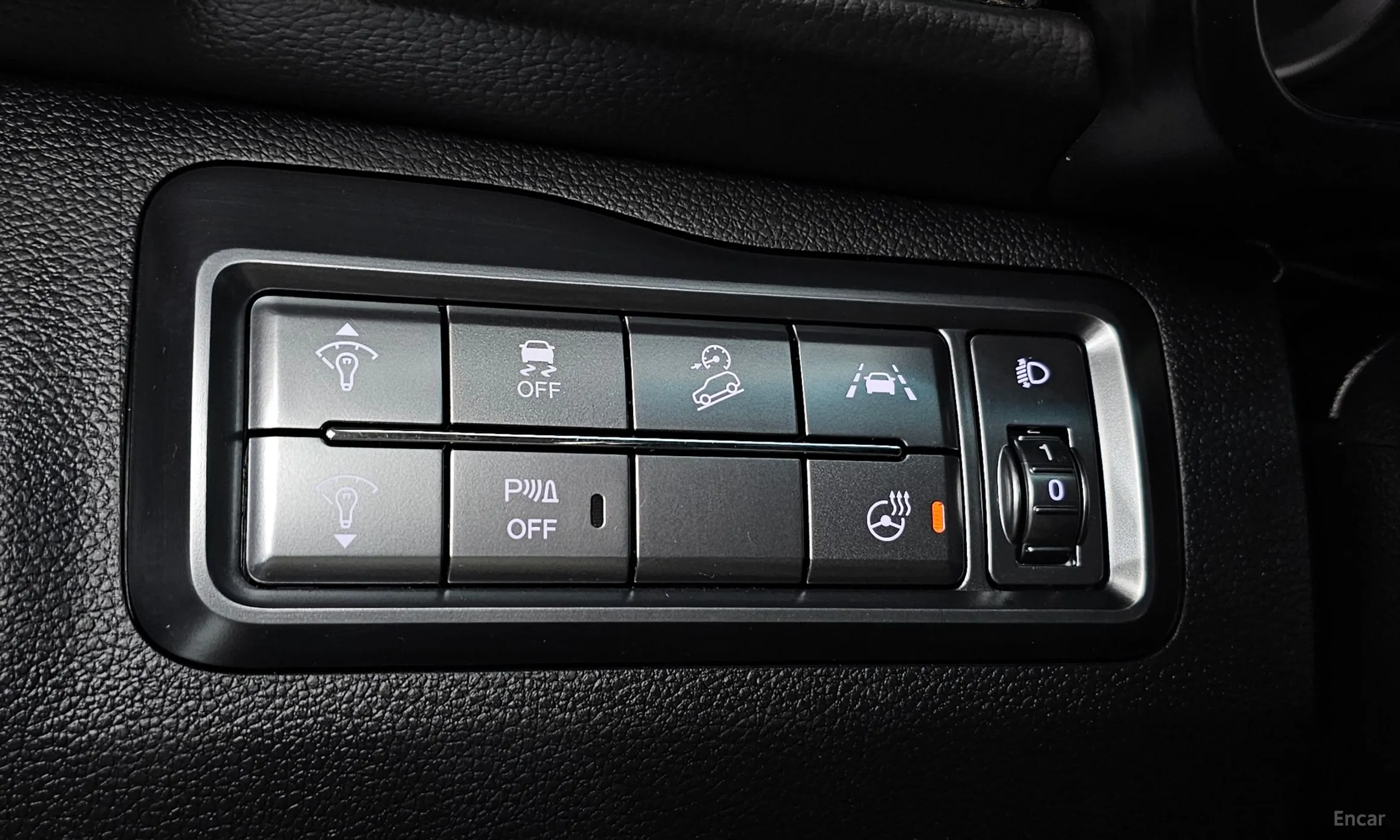 KG Mobility (SsangYong) Berry New Tivoli превью 19