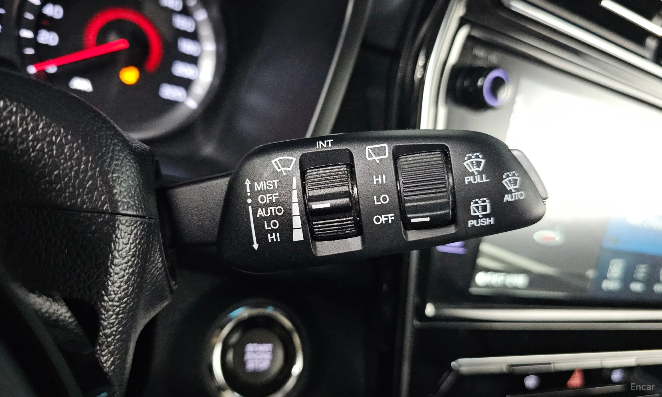 KG Mobility (SsangYong) Berry New Tivoli превью 20