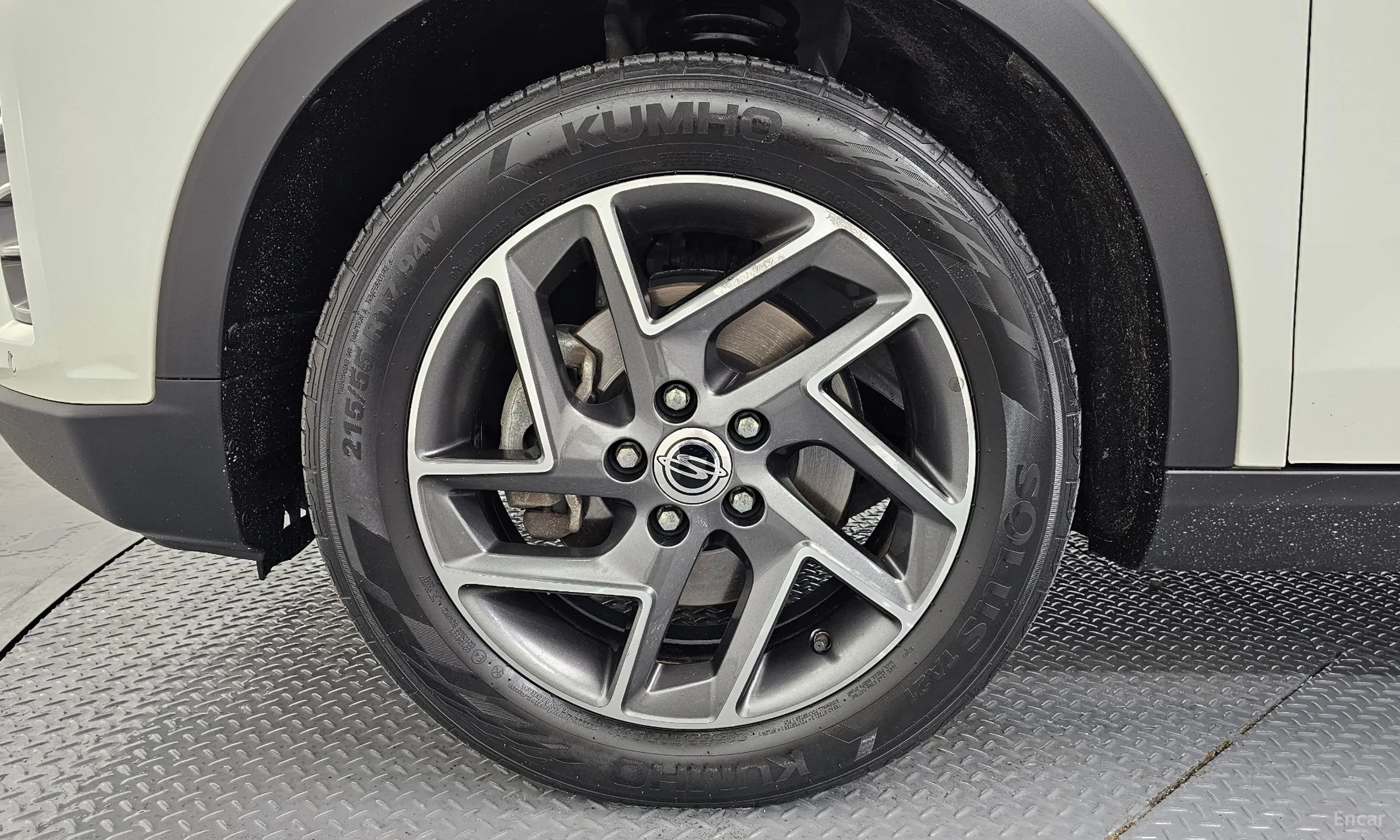 KG Mobility (SsangYong) Berry New Tivoli превью 5