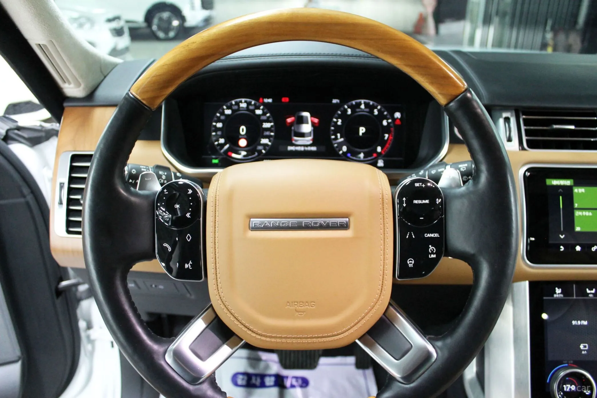 Land Rover Range Rover 4th Generation превью 12