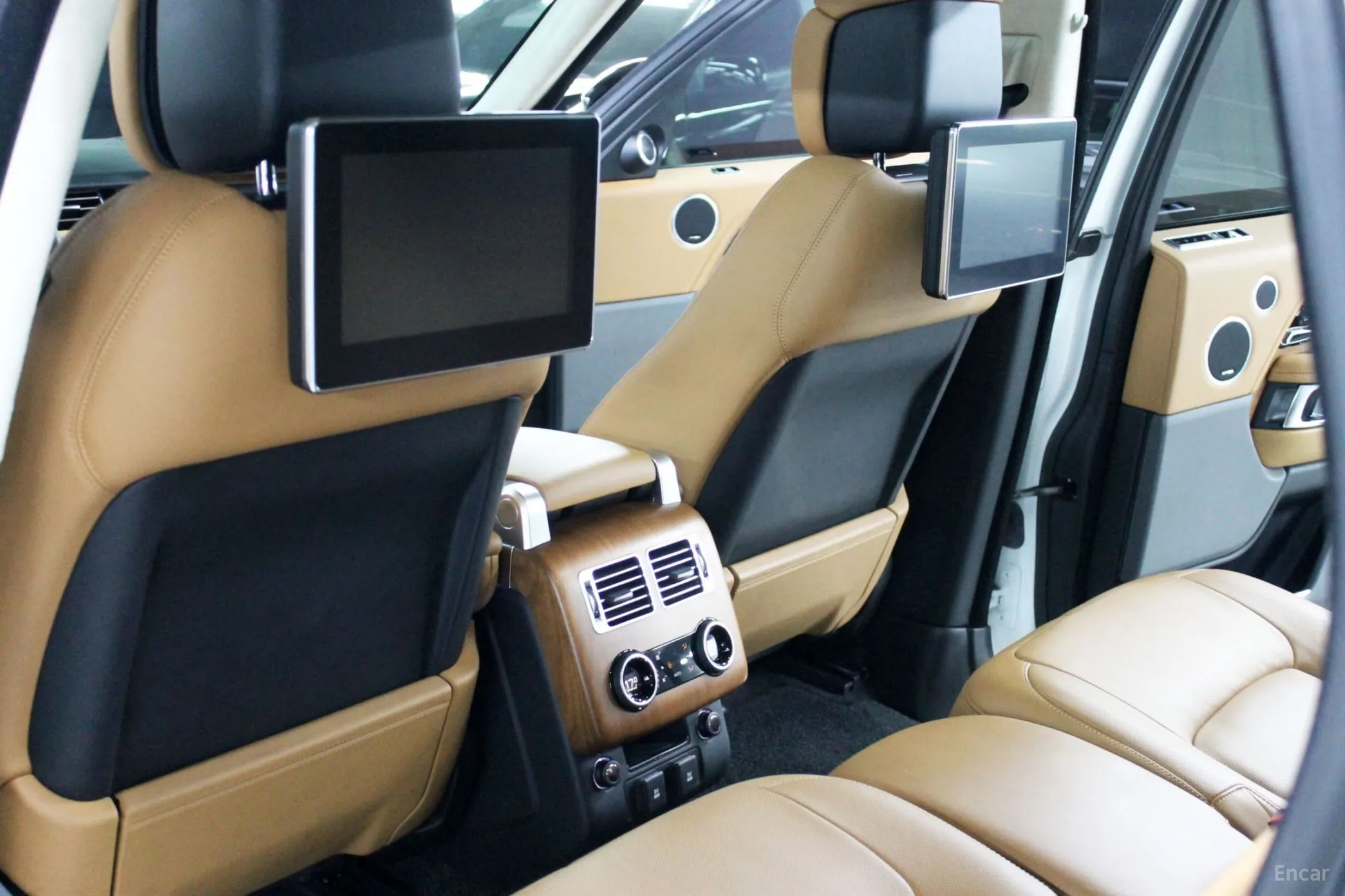 Land Rover Range Rover 4th Generation превью 17