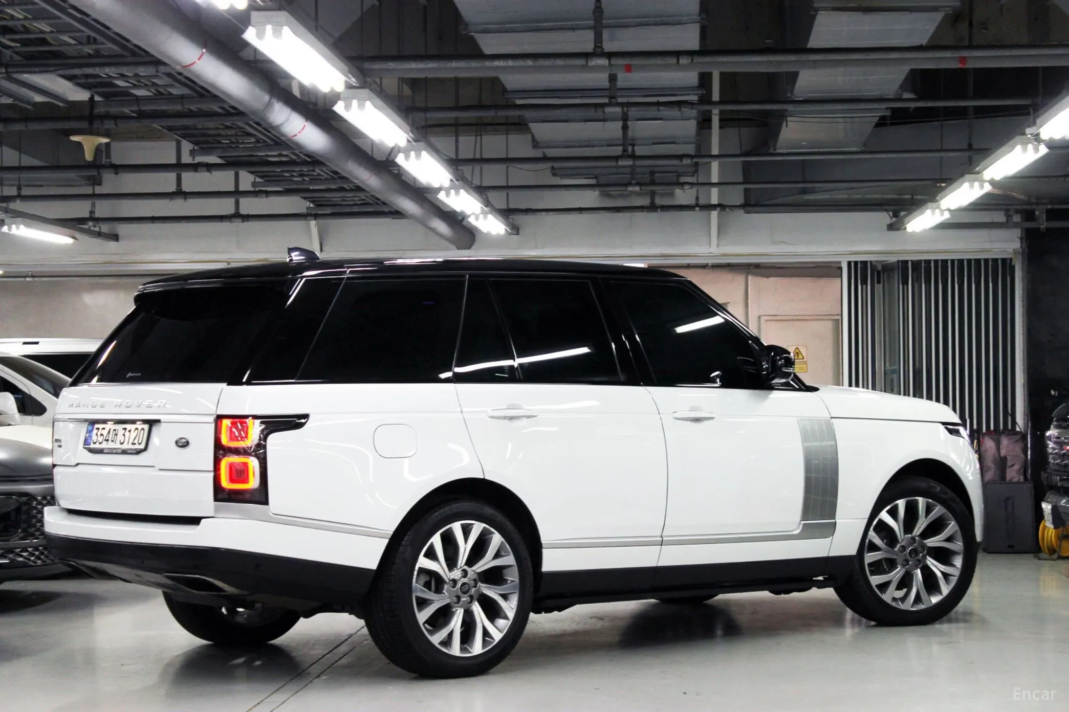 Land Rover Range Rover 4th Generation превью 6