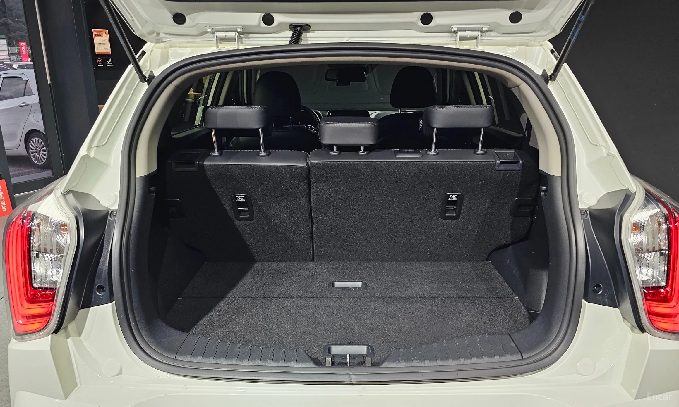 KG Mobility (SsangYong) Berry New Tivoli превью 15