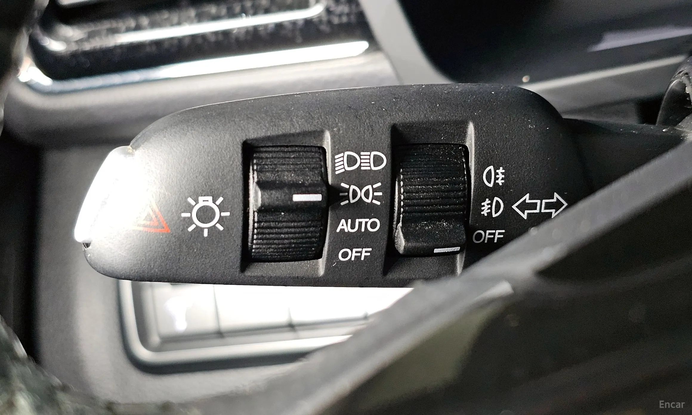 KG Mobility (SsangYong) Berry New Tivoli превью 19