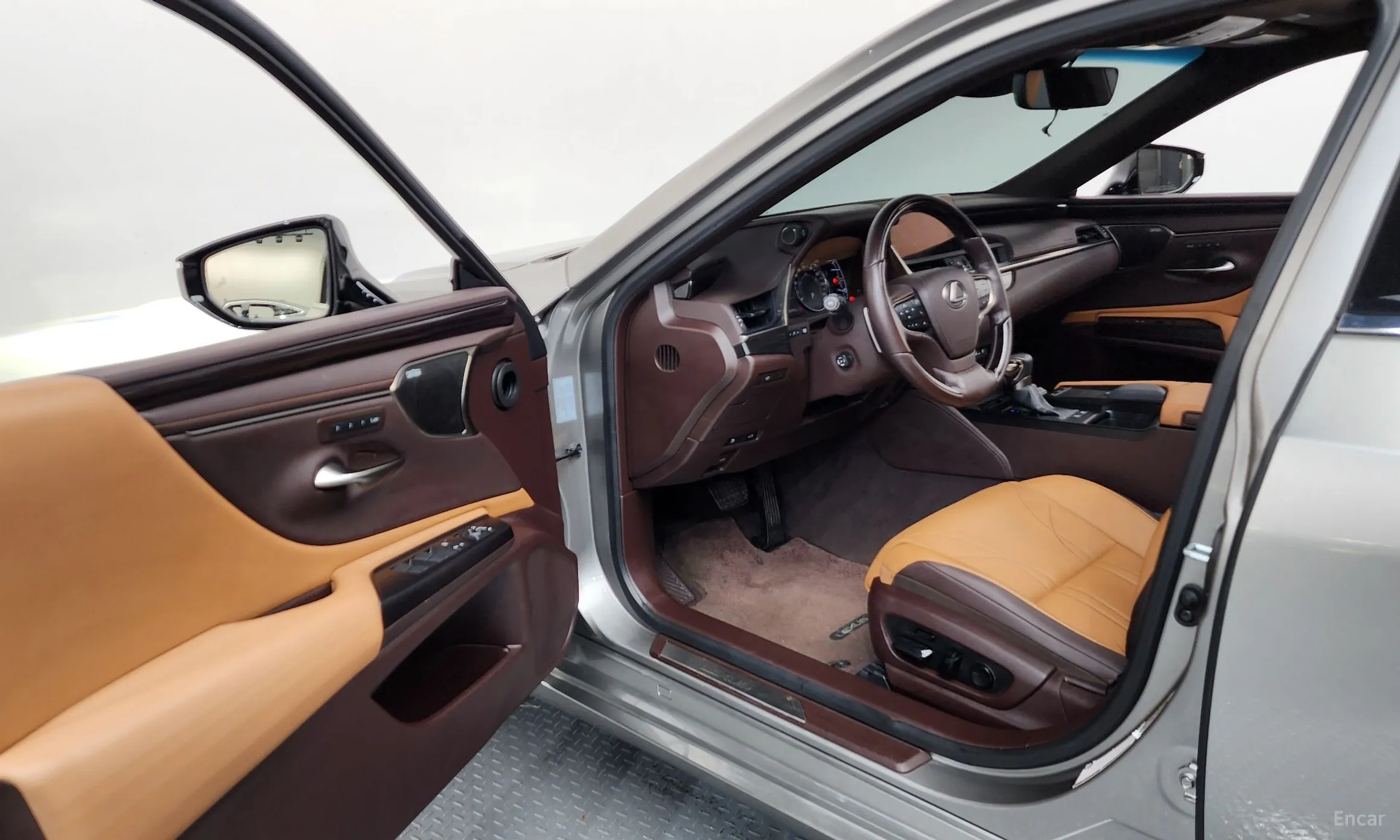 Lexus ES300h 7th Generation превью 10