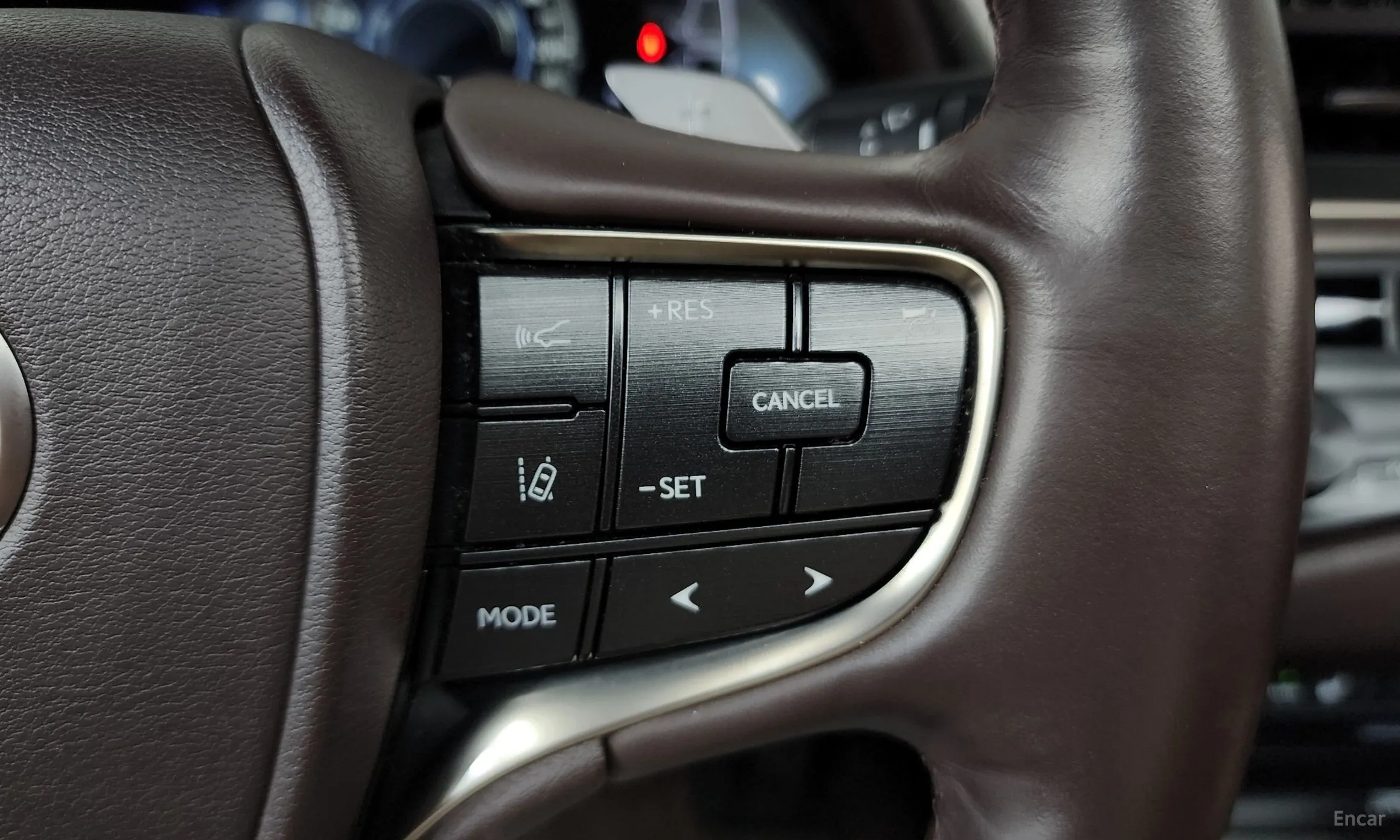 Lexus ES300h 7th Generation превью 16
