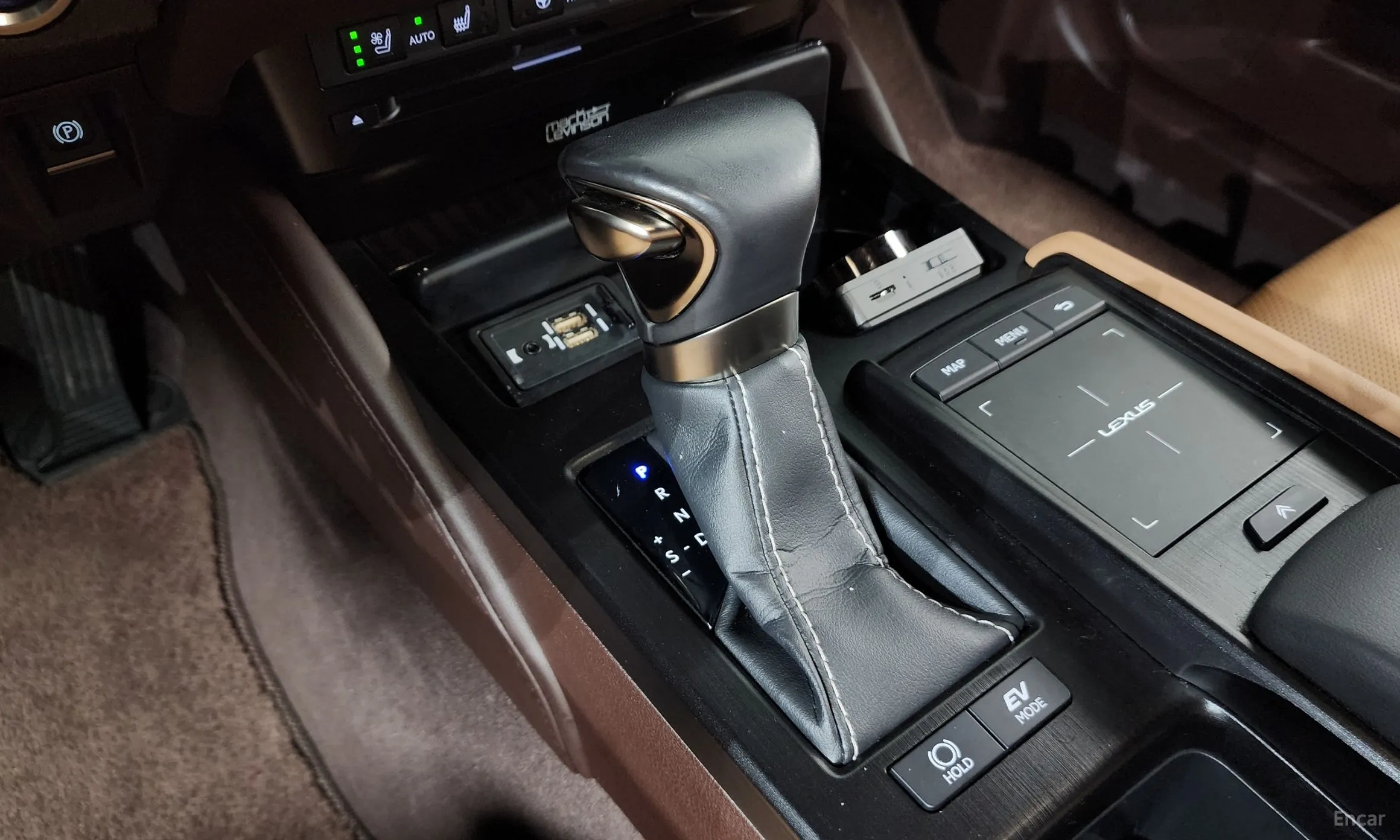Lexus ES300h 7th Generation превью 9
