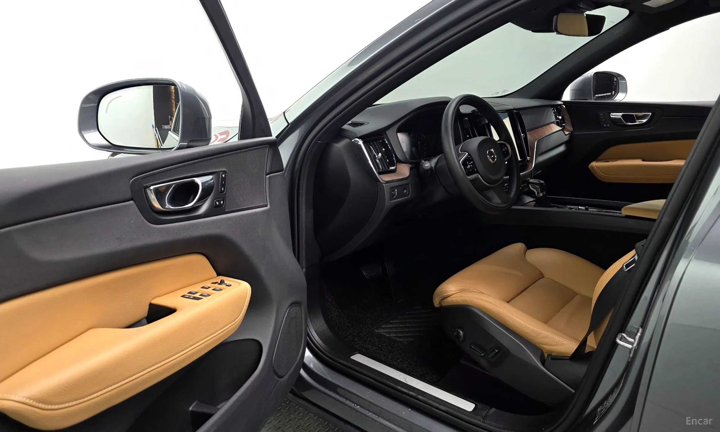 Volvo XC60 Gen 2 превью 11