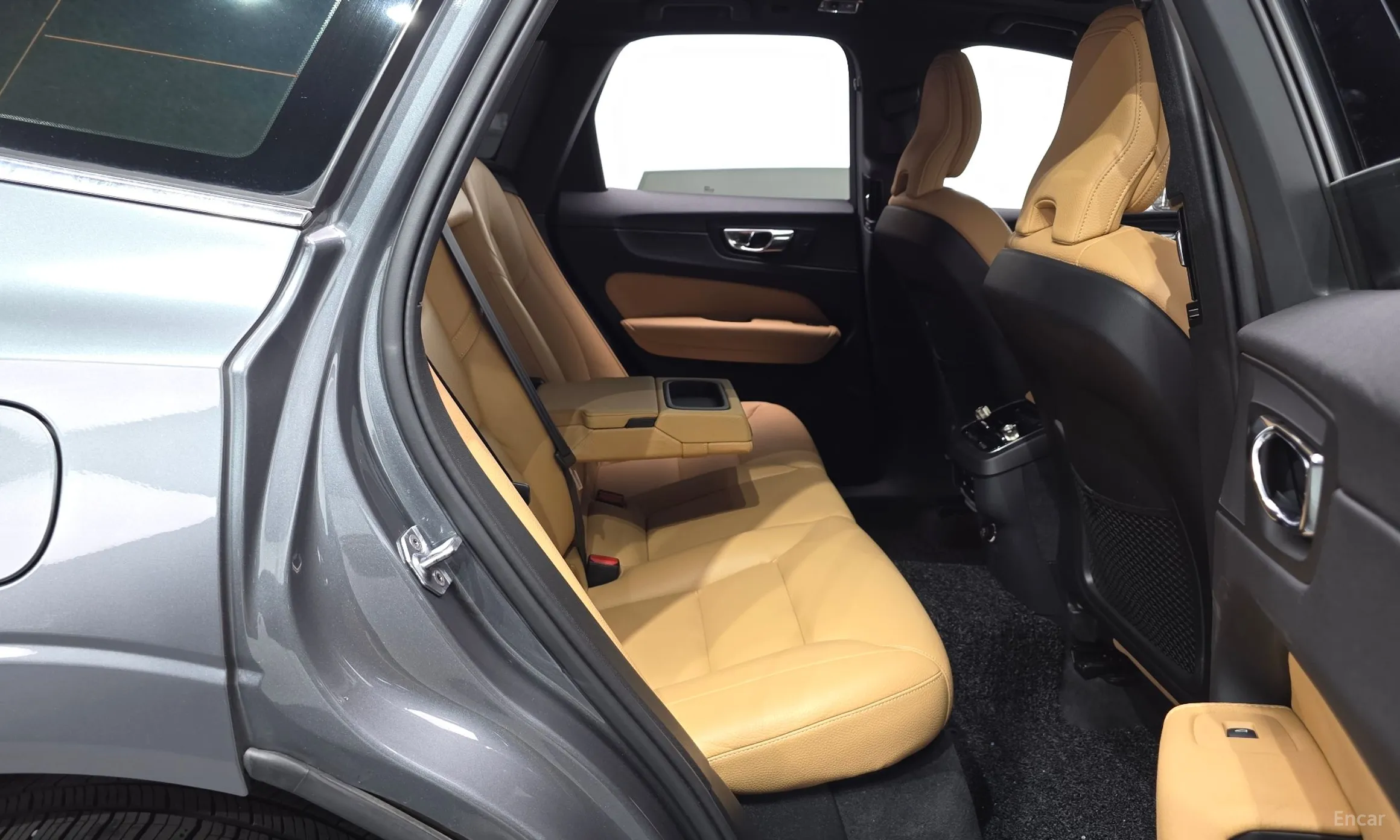 Volvo XC60 Gen 2 превью 12