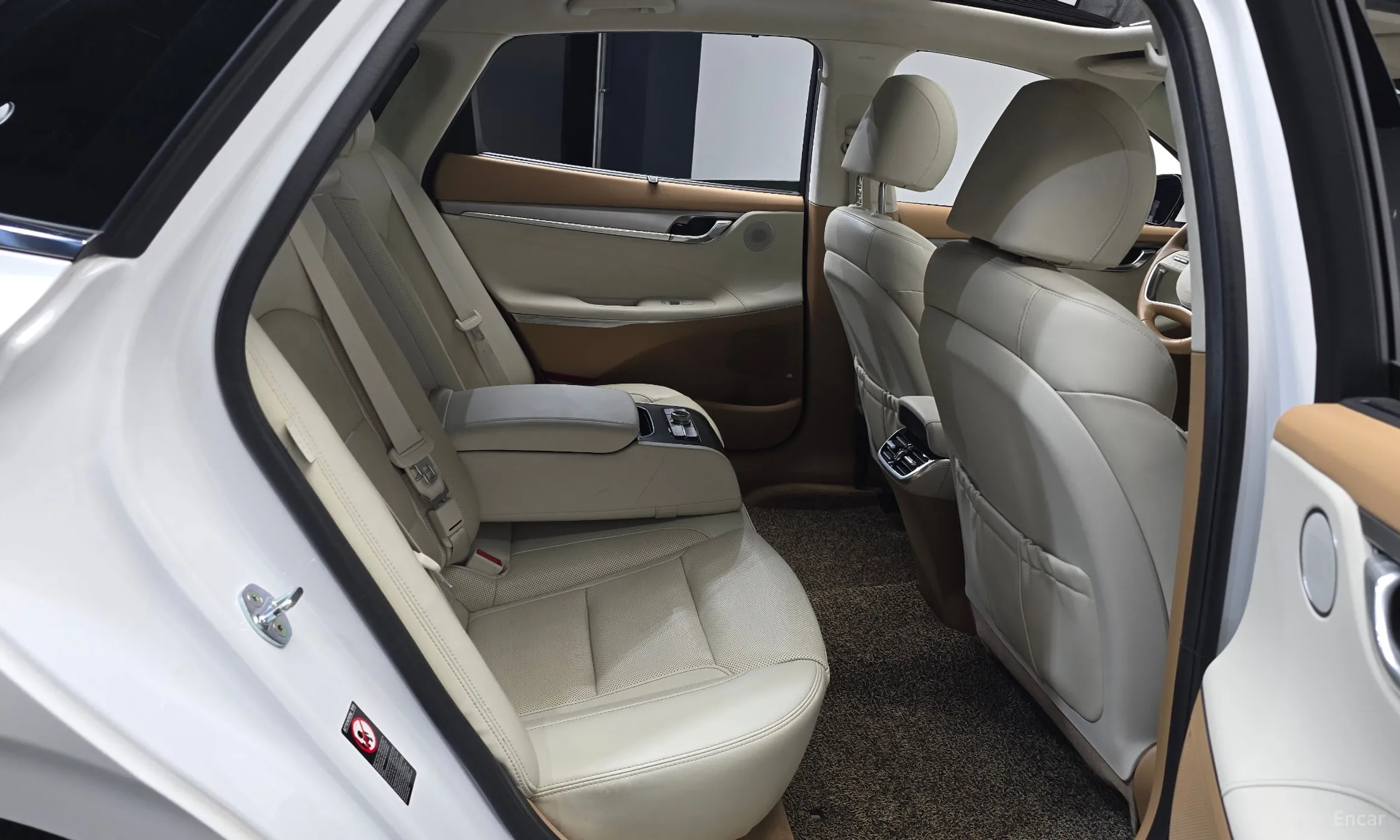 Hyundai Grandeur IG превью 11