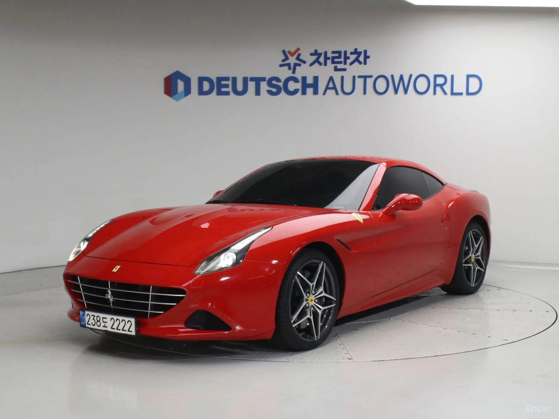 Ferrari California превью 18