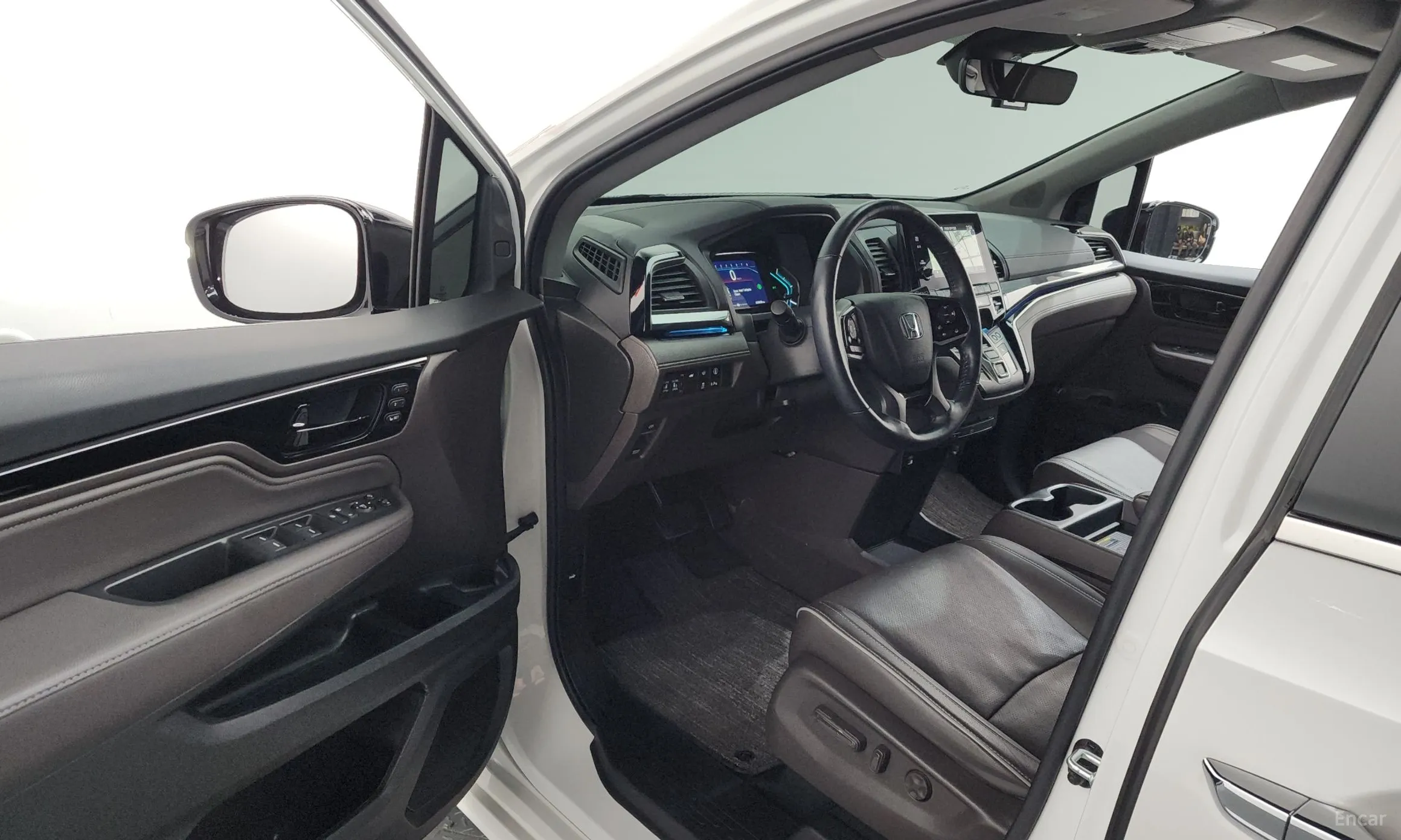 Honda Odyssey превью 10