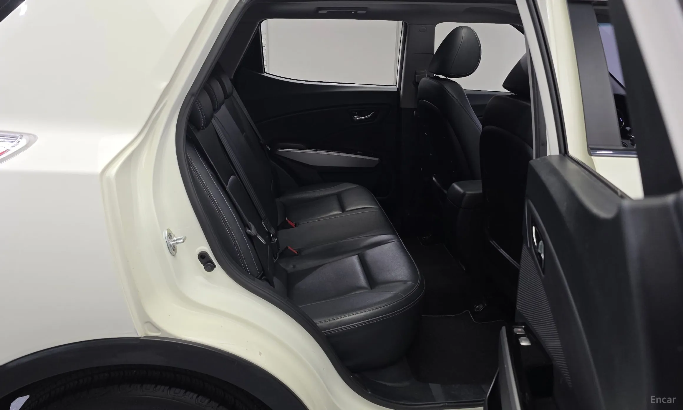 KG Mobility (SsangYong) Tivoli, Lazio превью 11