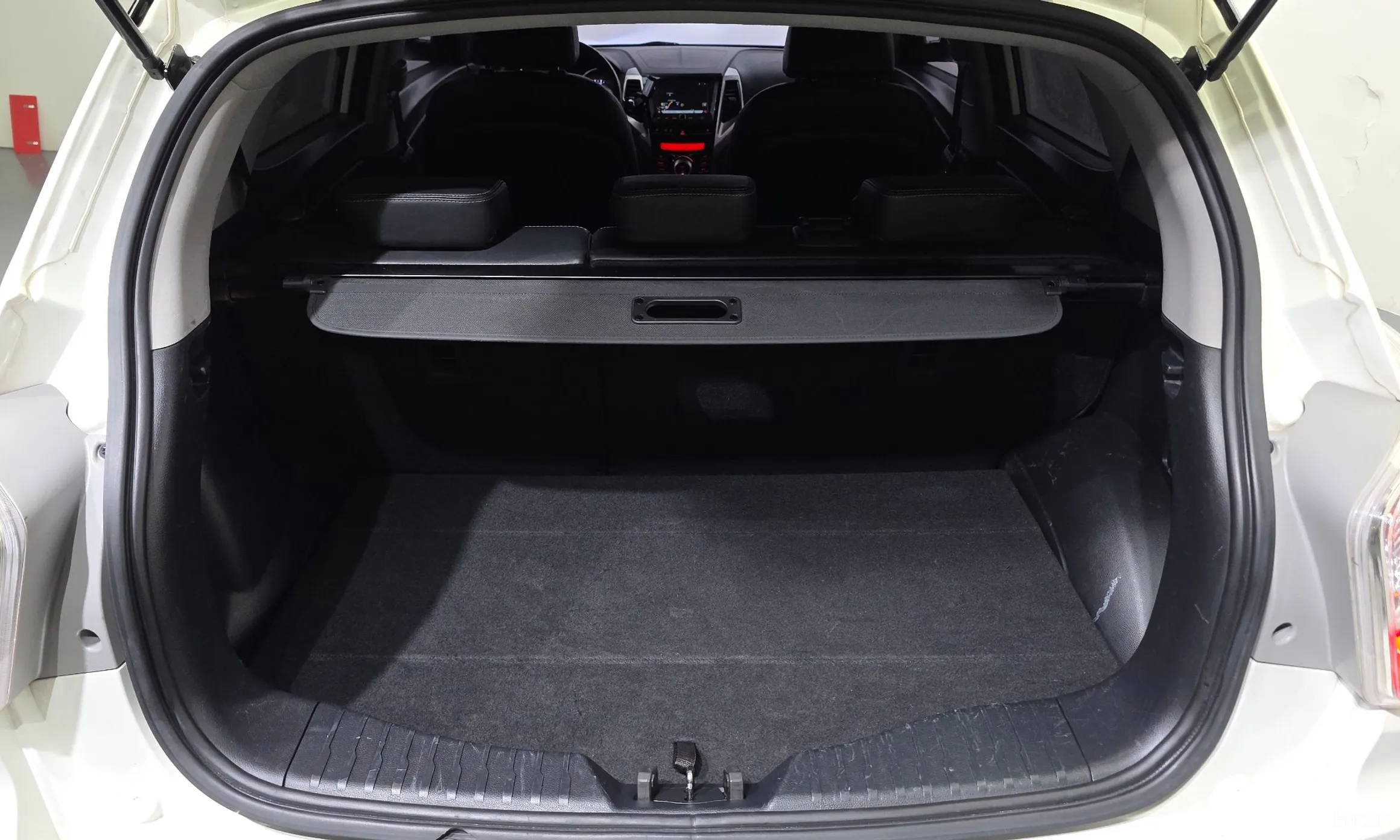 KG Mobility (SsangYong) Tivoli, Lazio превью 20