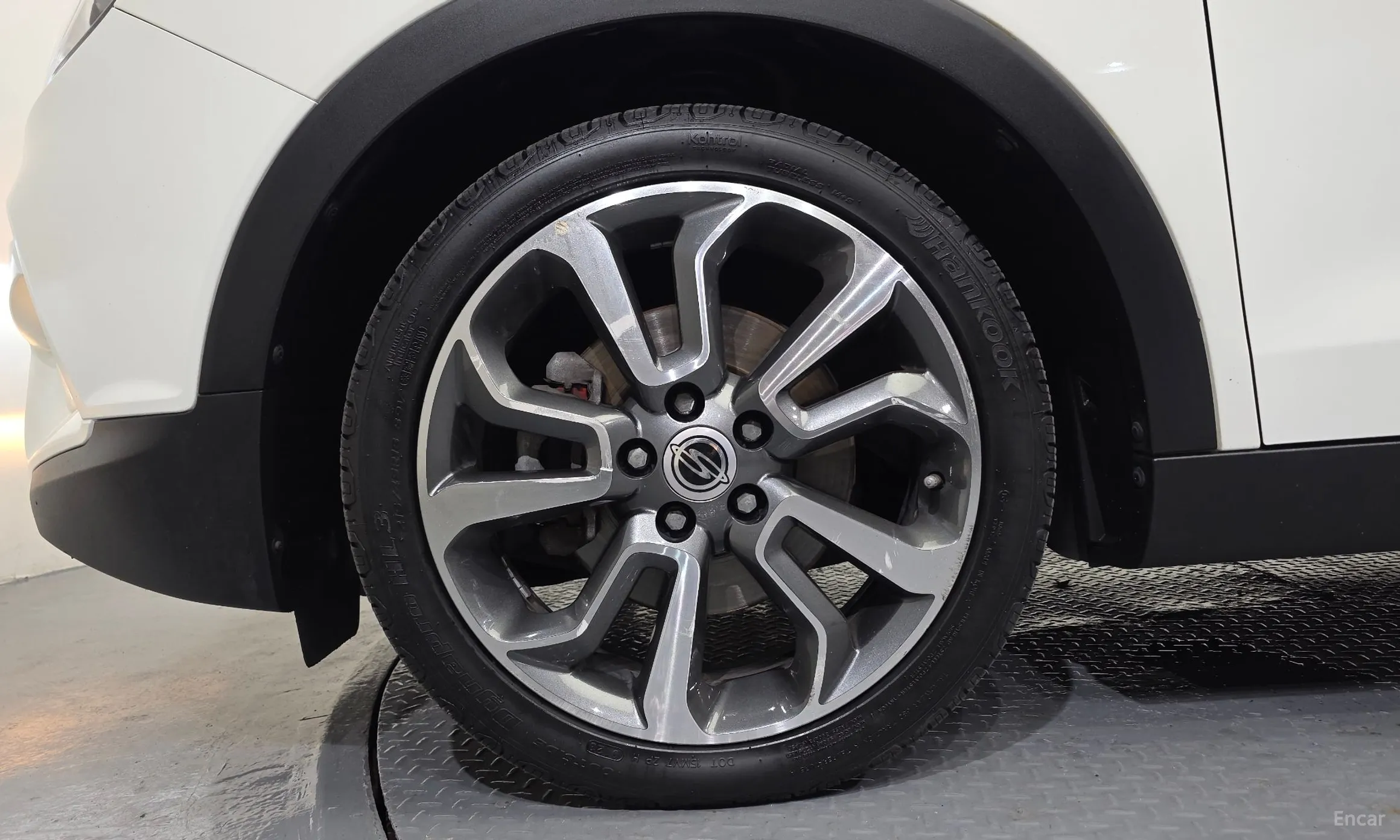 KG Mobility (SsangYong) Tivoli, Lazio превью 5