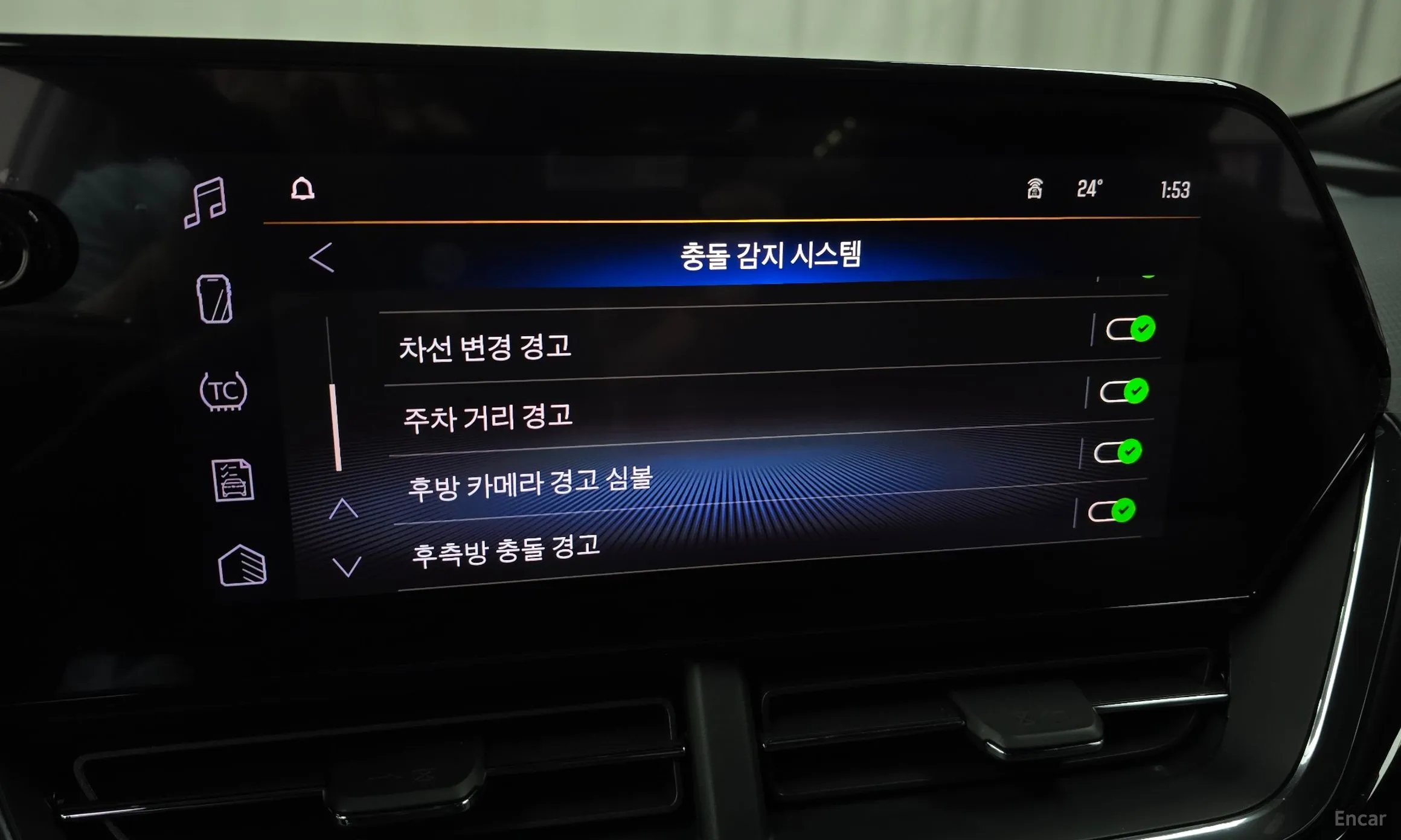 Chevrolet (GM Daewoo) Trax Crossover превью 16