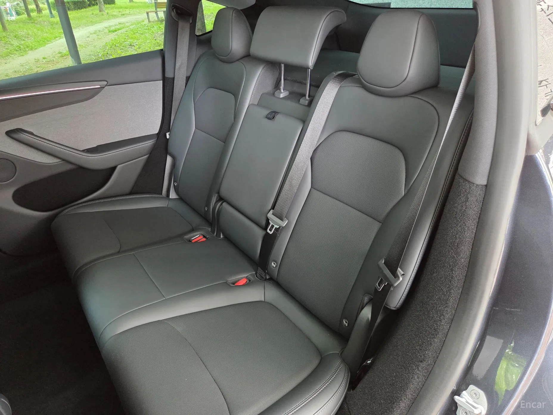 Tesla Model Y превью 15