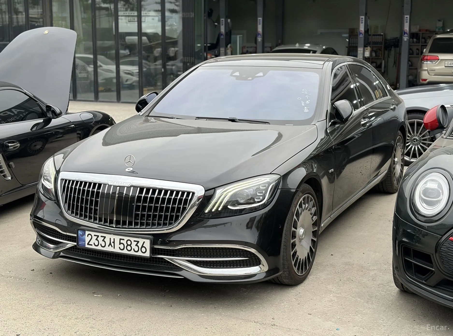 Mercedes Benz S-Class W222