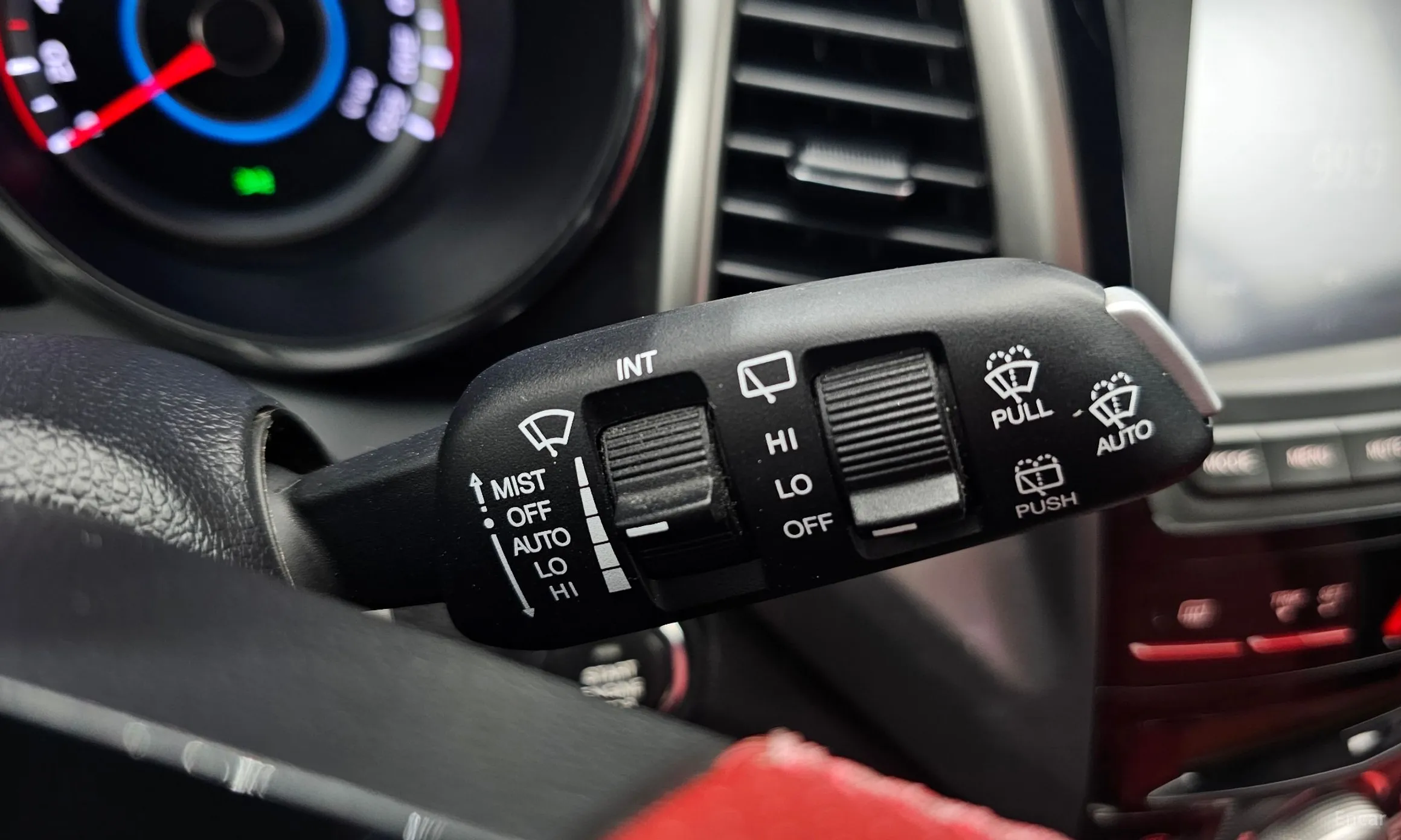 KG Mobility (SsangYong) Tivoli, Lazio превью 19