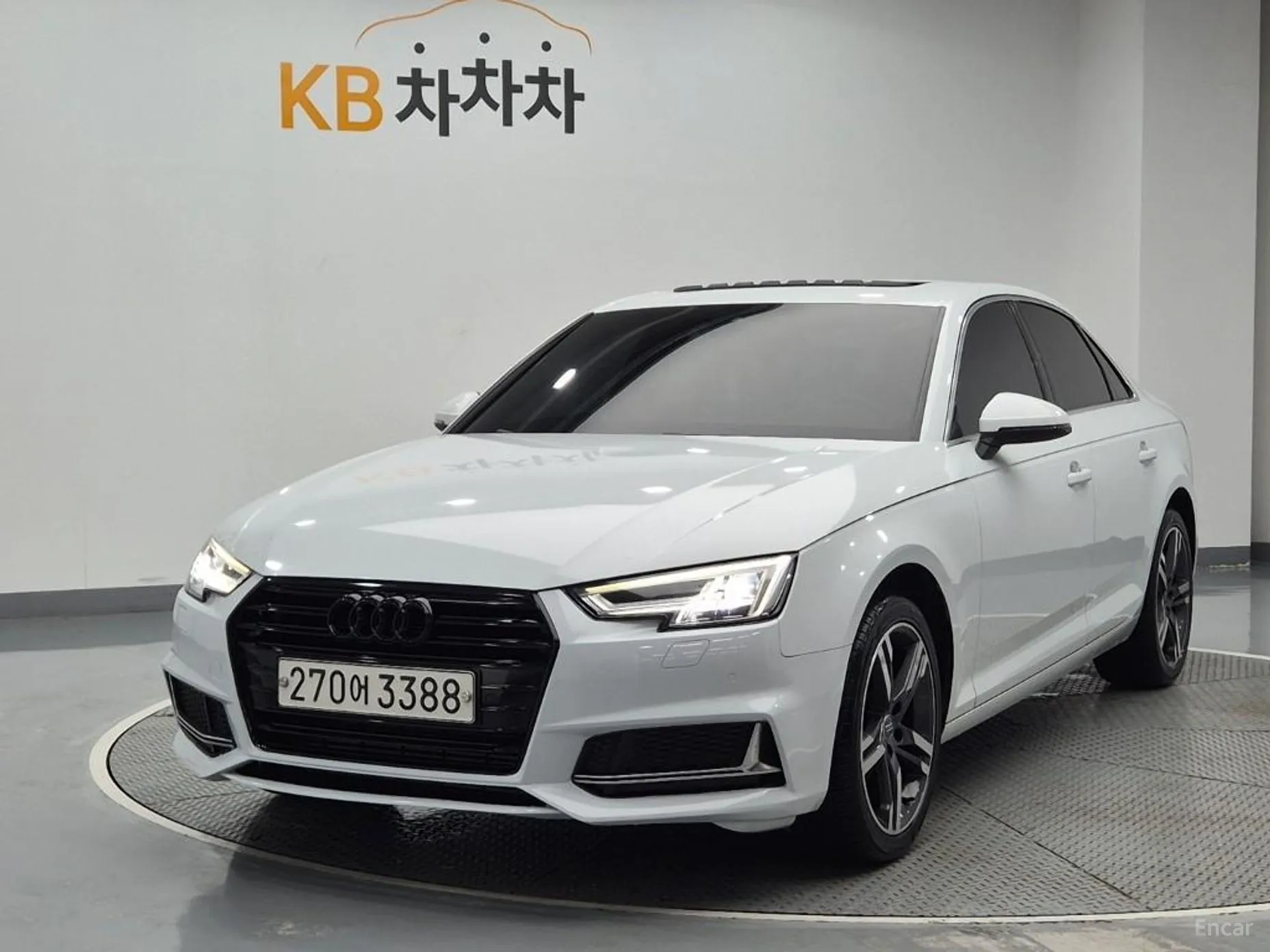 Audi A4 (B9)