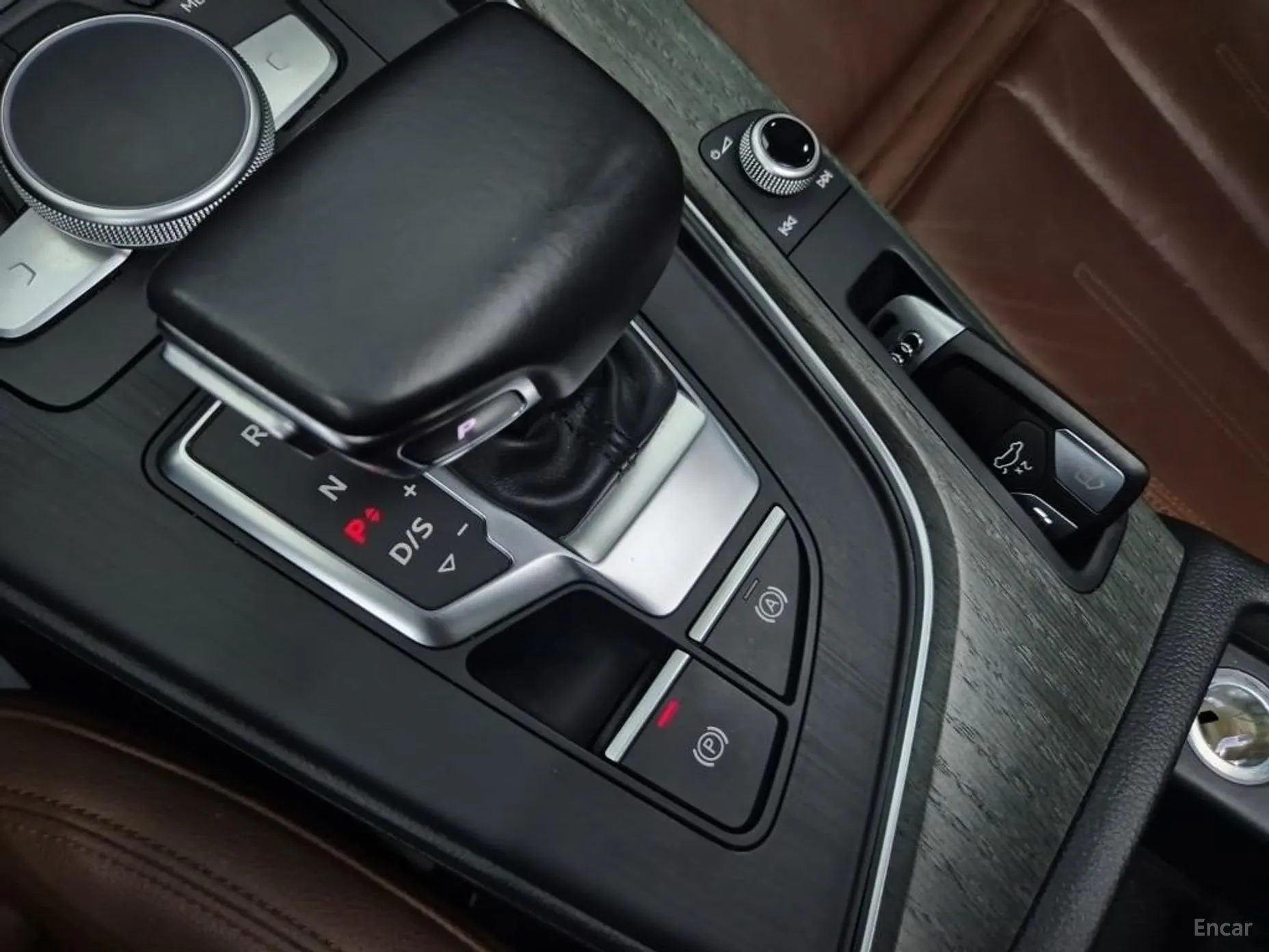 Audi A4 (B9) превью 11