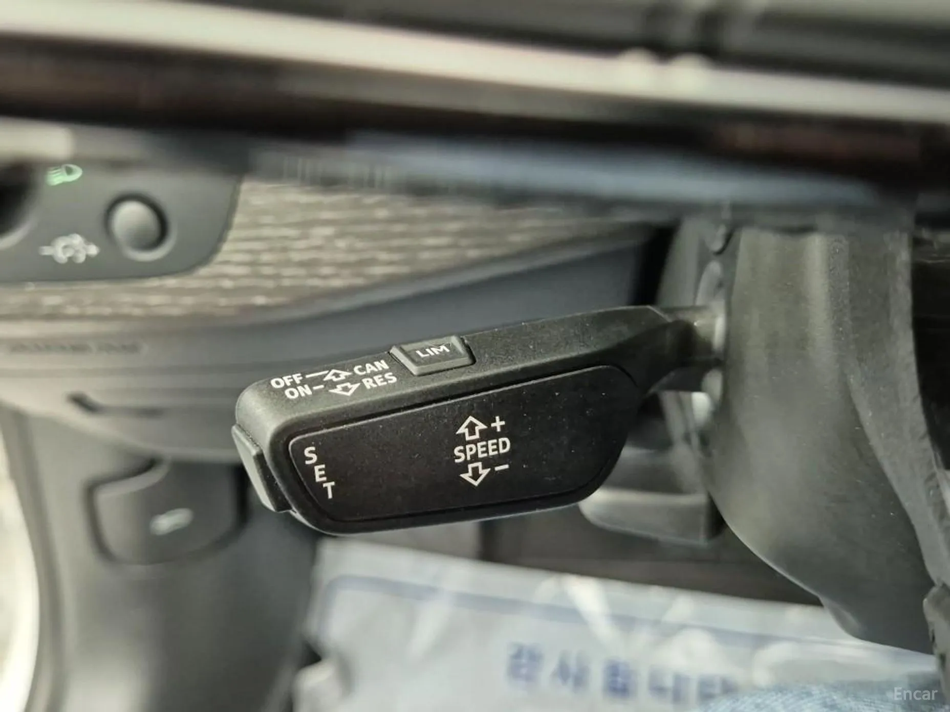 Audi A4 (B9) превью 15