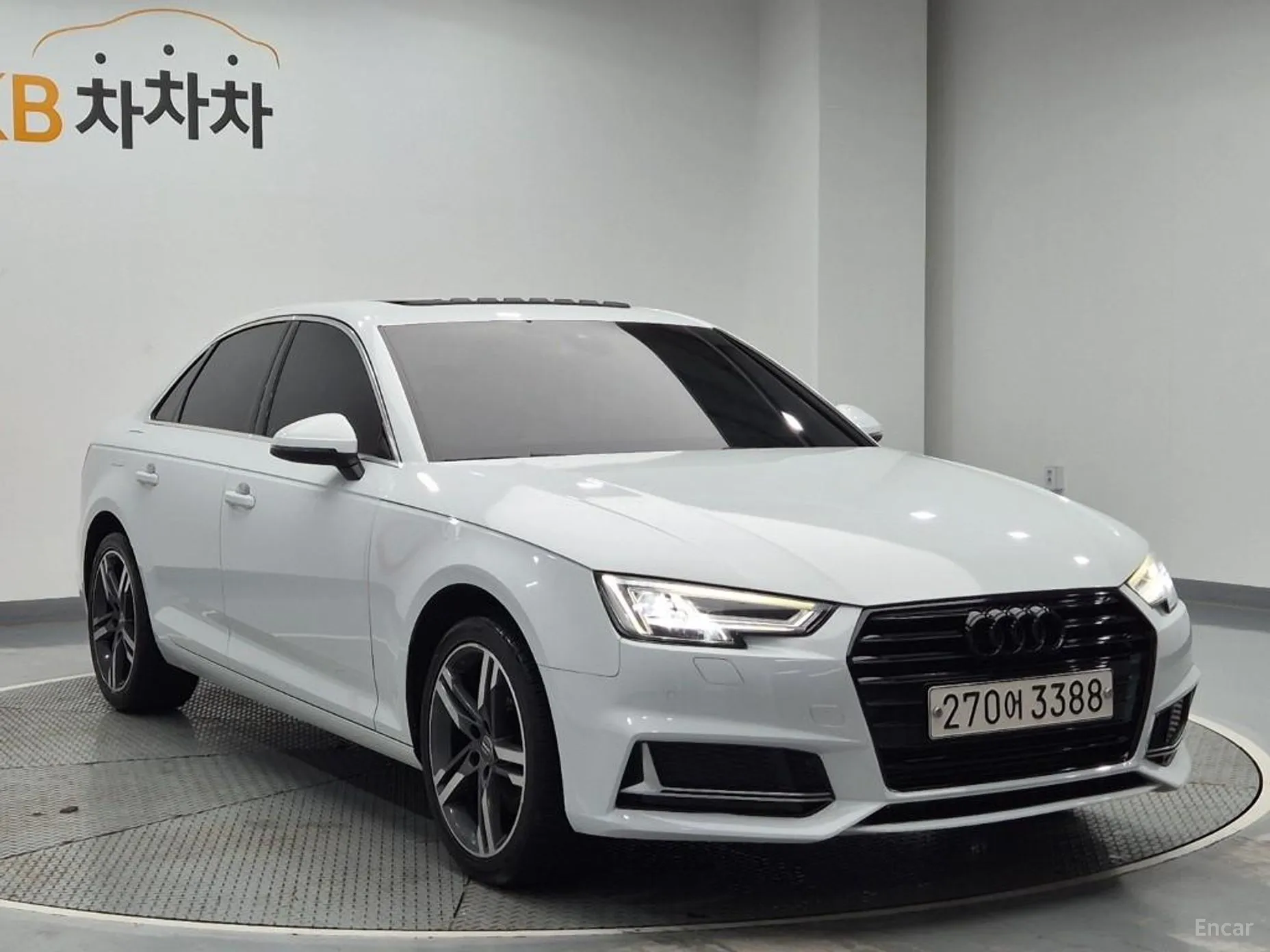 Audi A4 (B9) превью 4