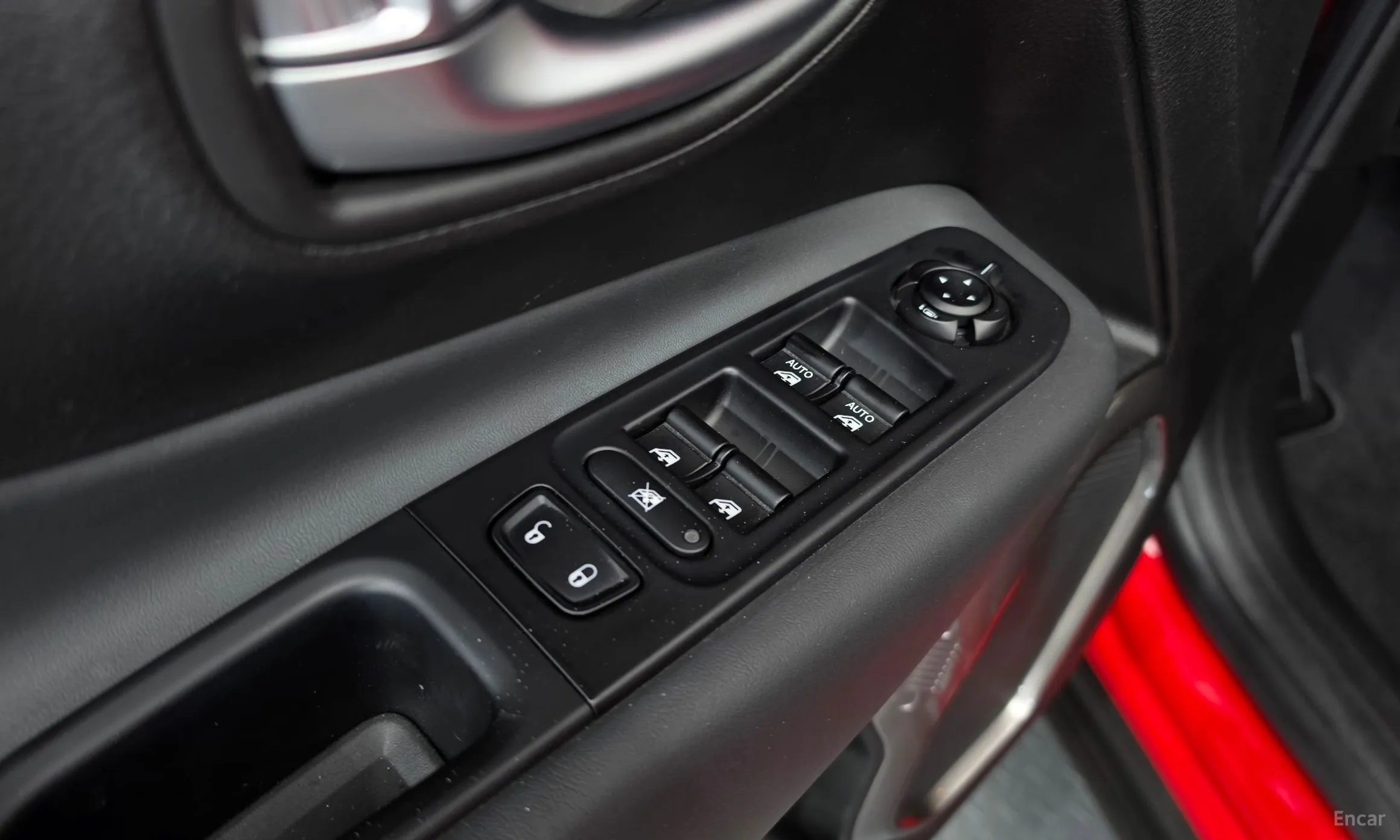 Jeep Renegade превью 20