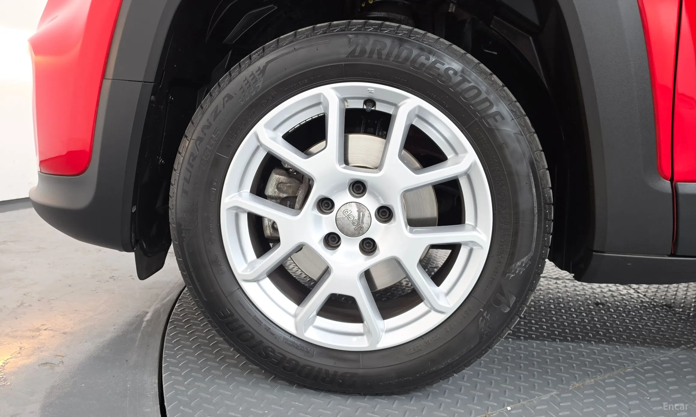 Jeep Renegade превью 5
