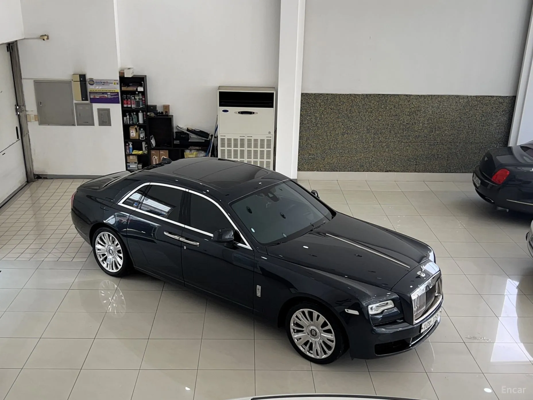 Rolls-Royce Ghost превью 20