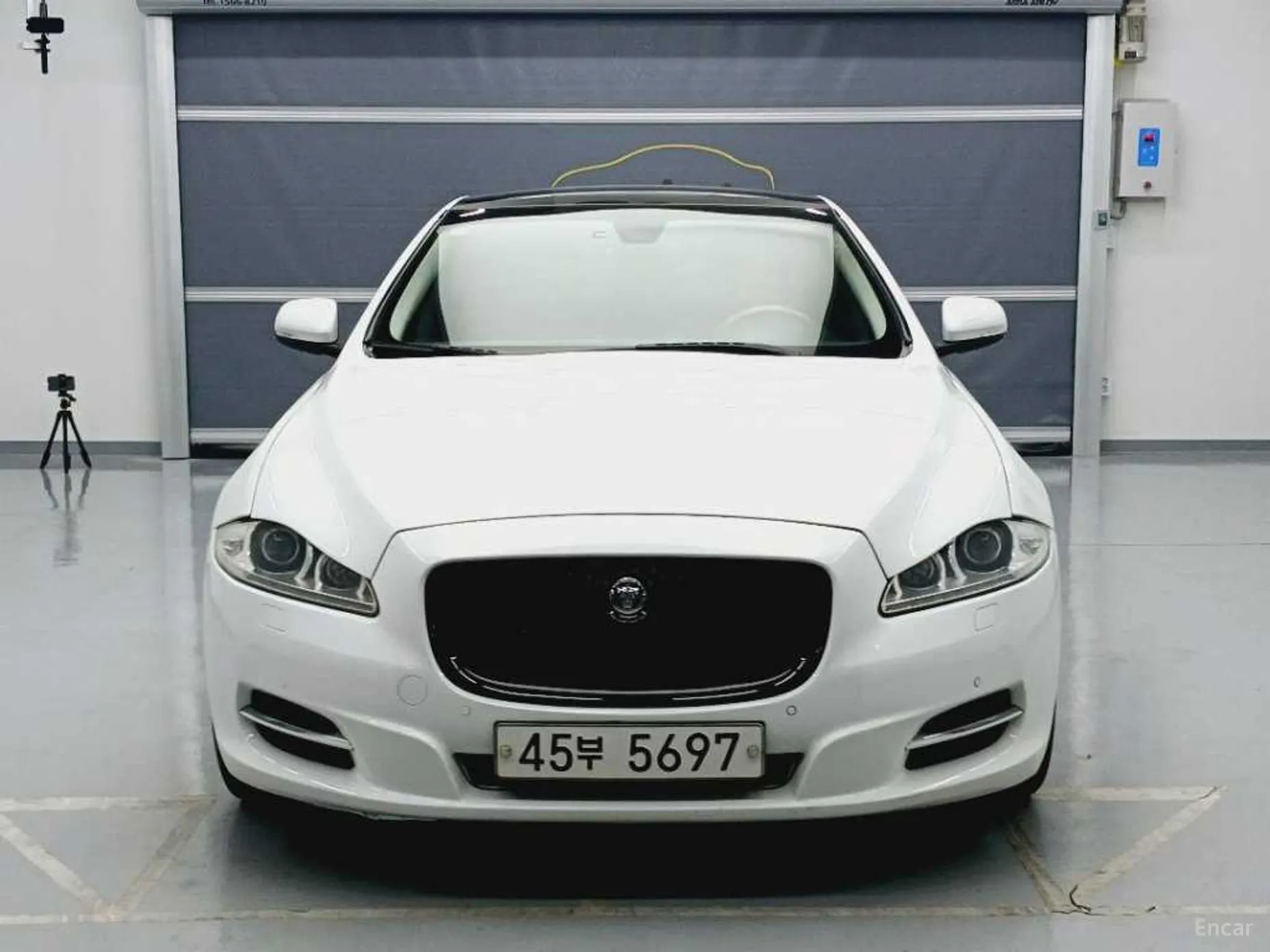 Jaguar All New XJ