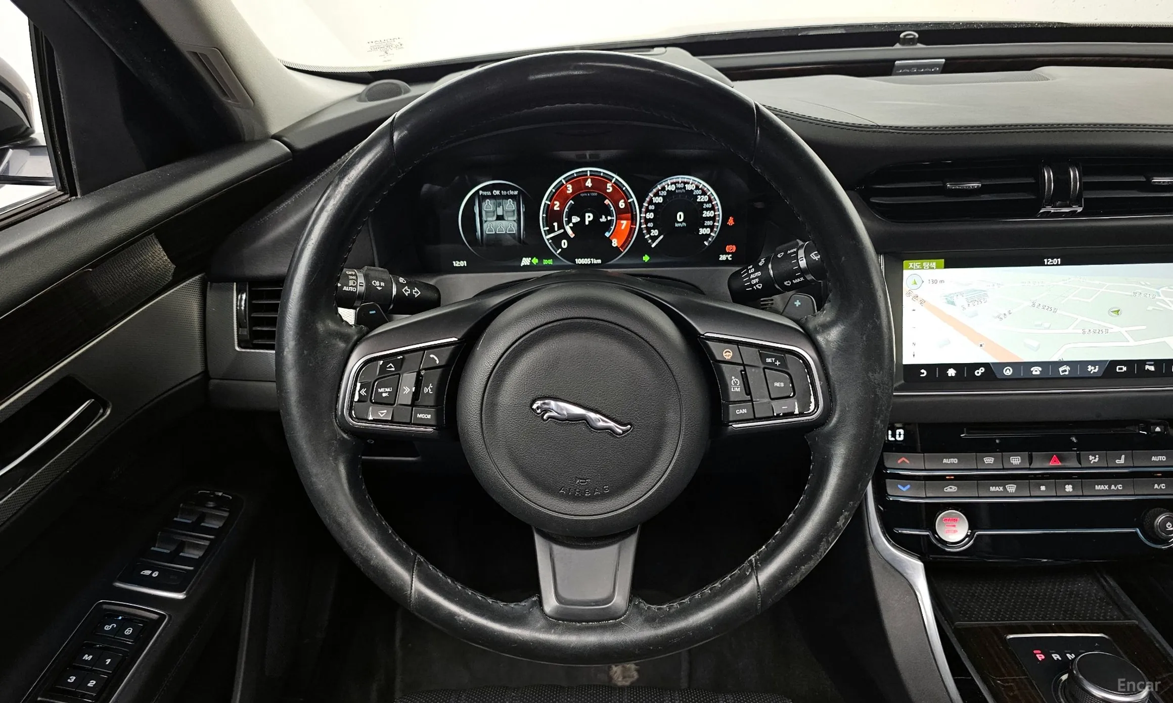 Jaguar XF (x260) превью 12