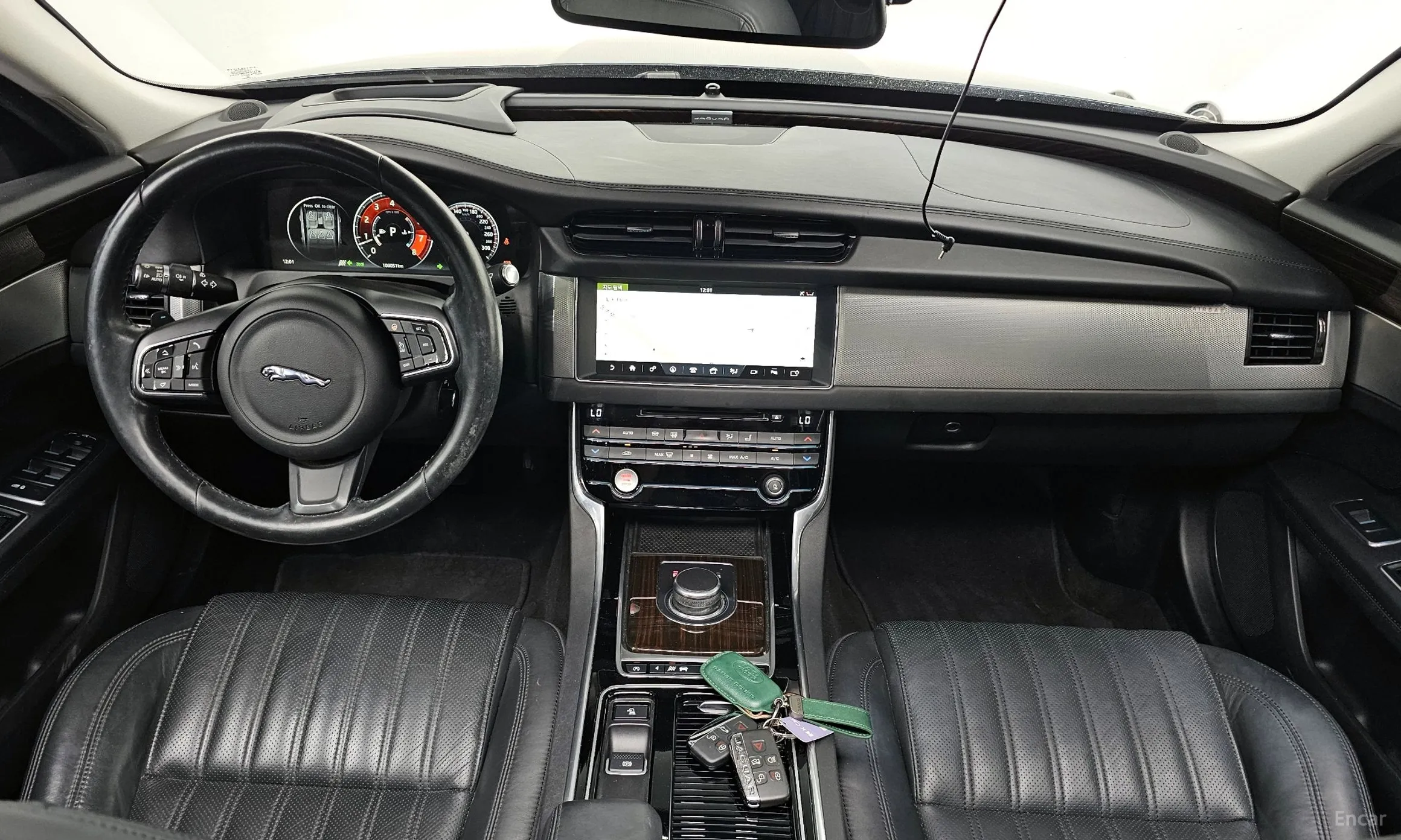 Jaguar XF (x260) превью 7
