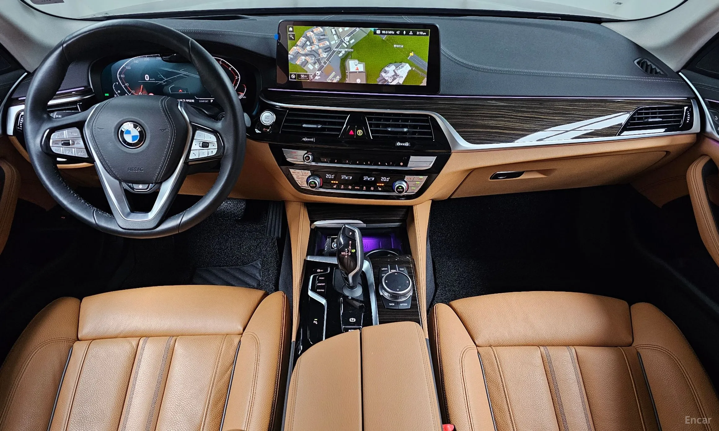 BMW 5 Series (G30) превью 7