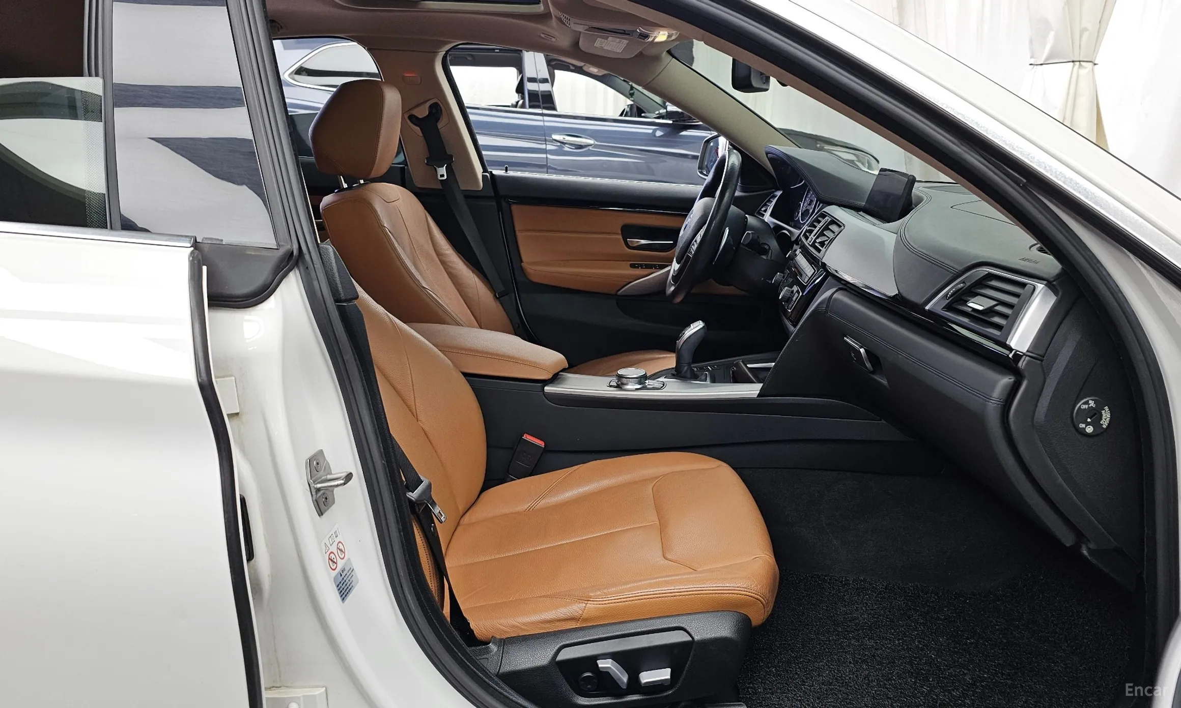 BMW Series 4 (F32) превью 11