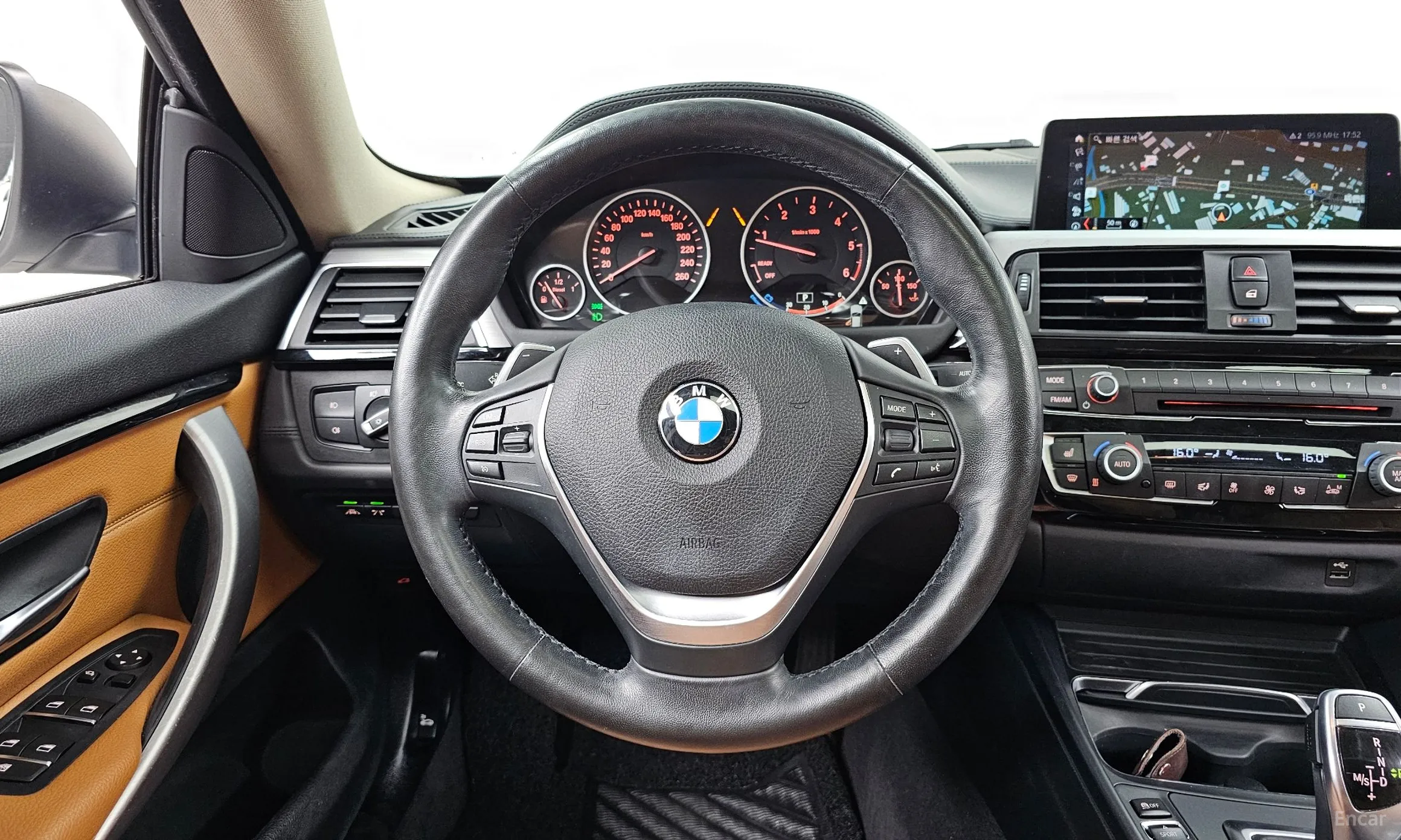 BMW Series 4 (F32) превью 13