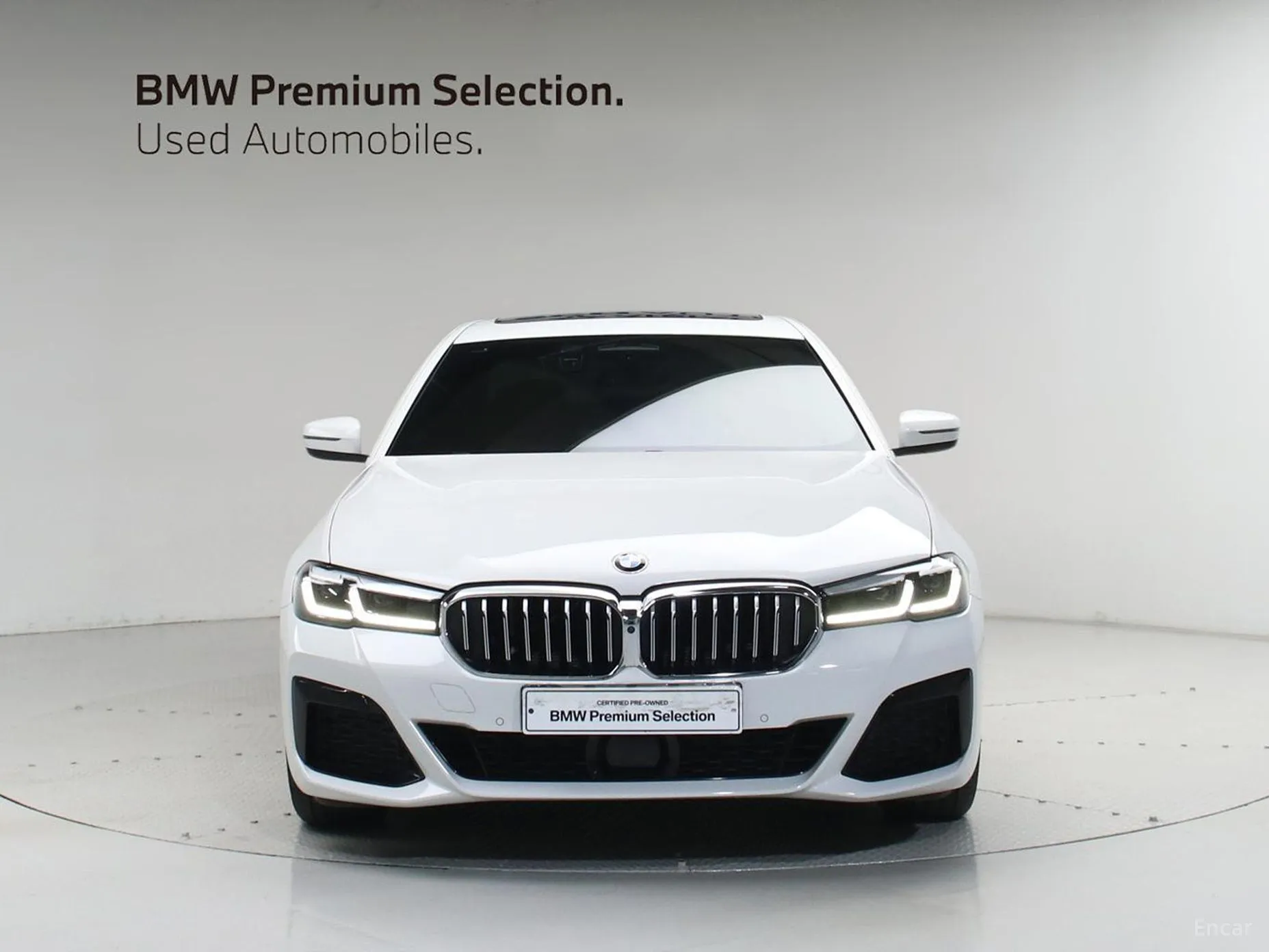 BMW 5 Series (G30) превью 3
