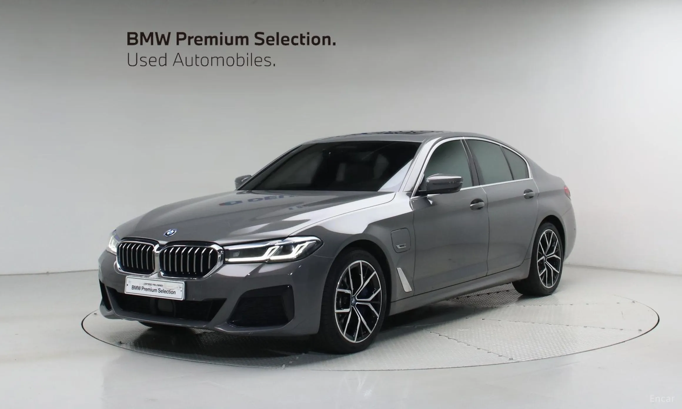 BMW 5 Series (G30)