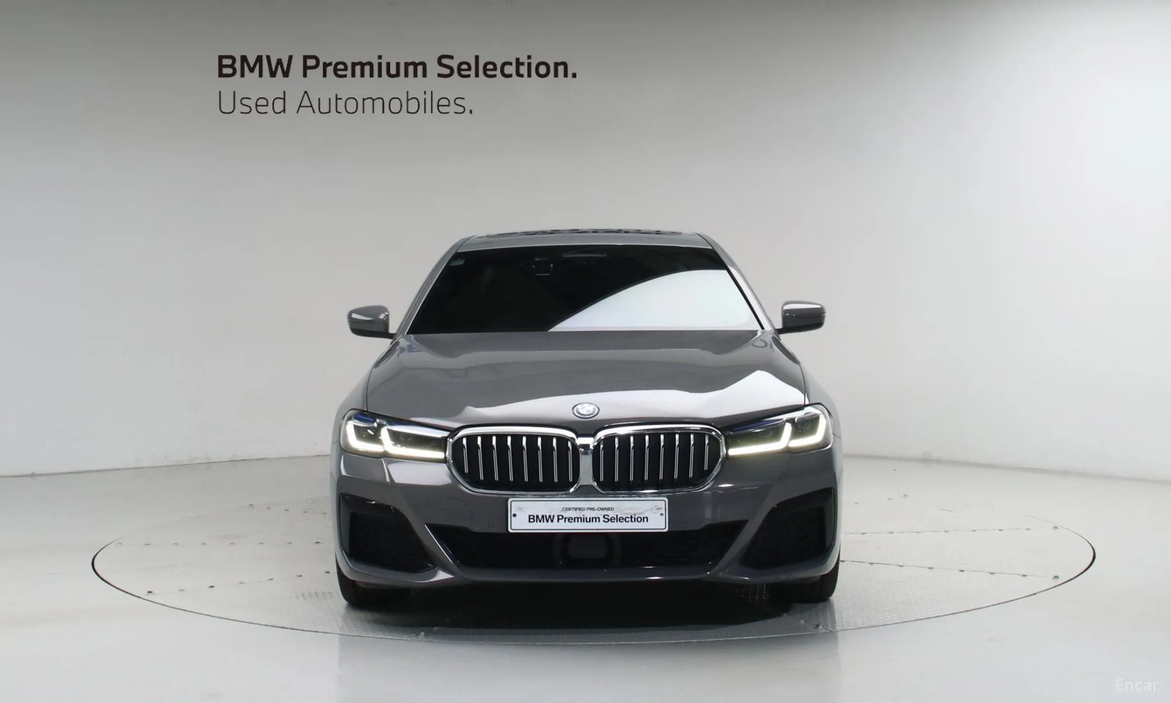 BMW 5 Series (G30) превью 3