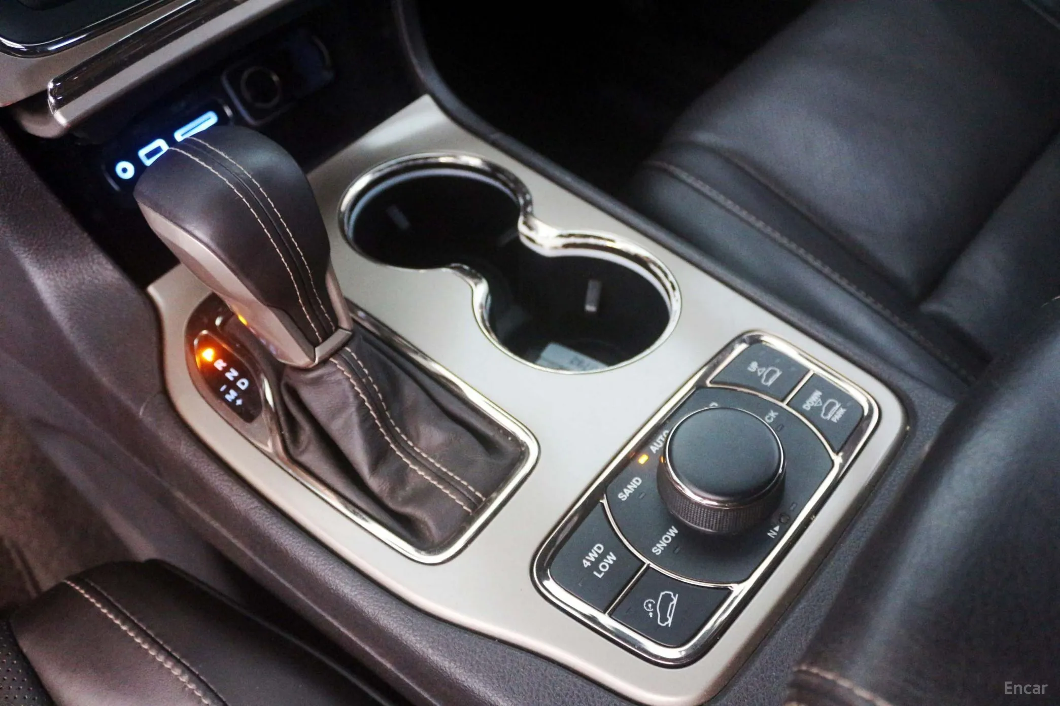 Jeep Grand Cherokee превью 19