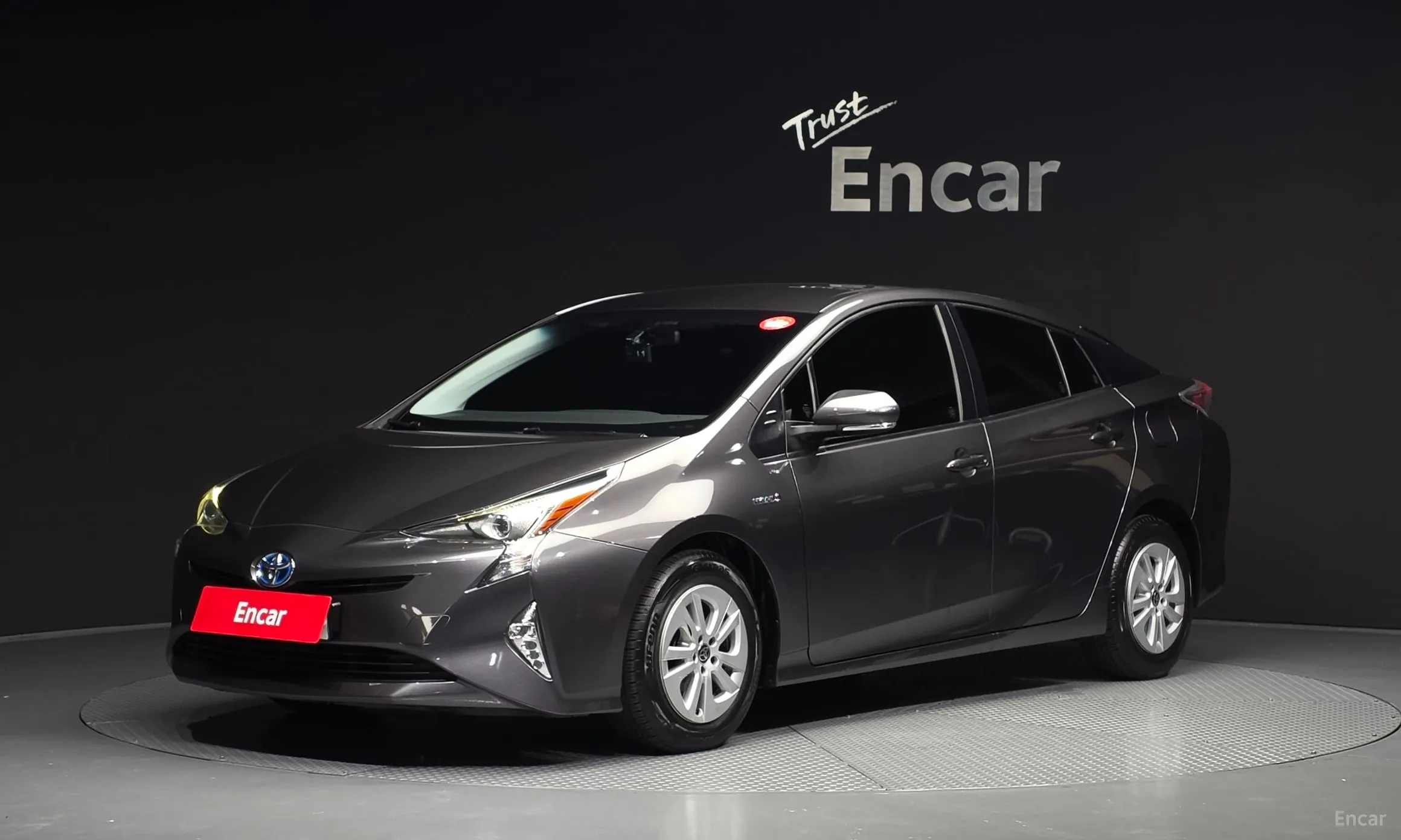 Toyota Prius 4th Generation