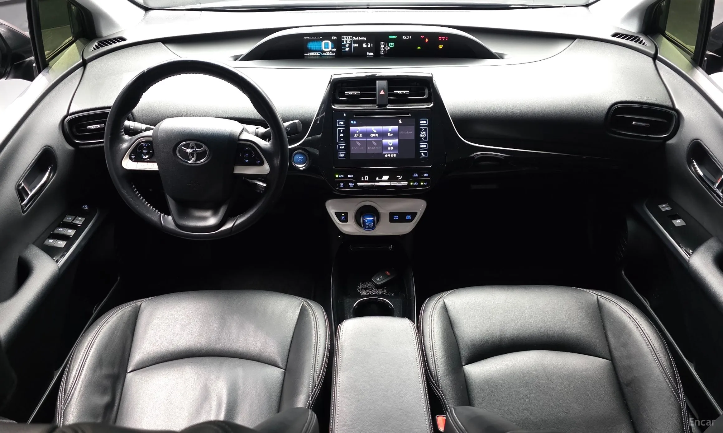 Toyota Prius 4th Generation превью 7