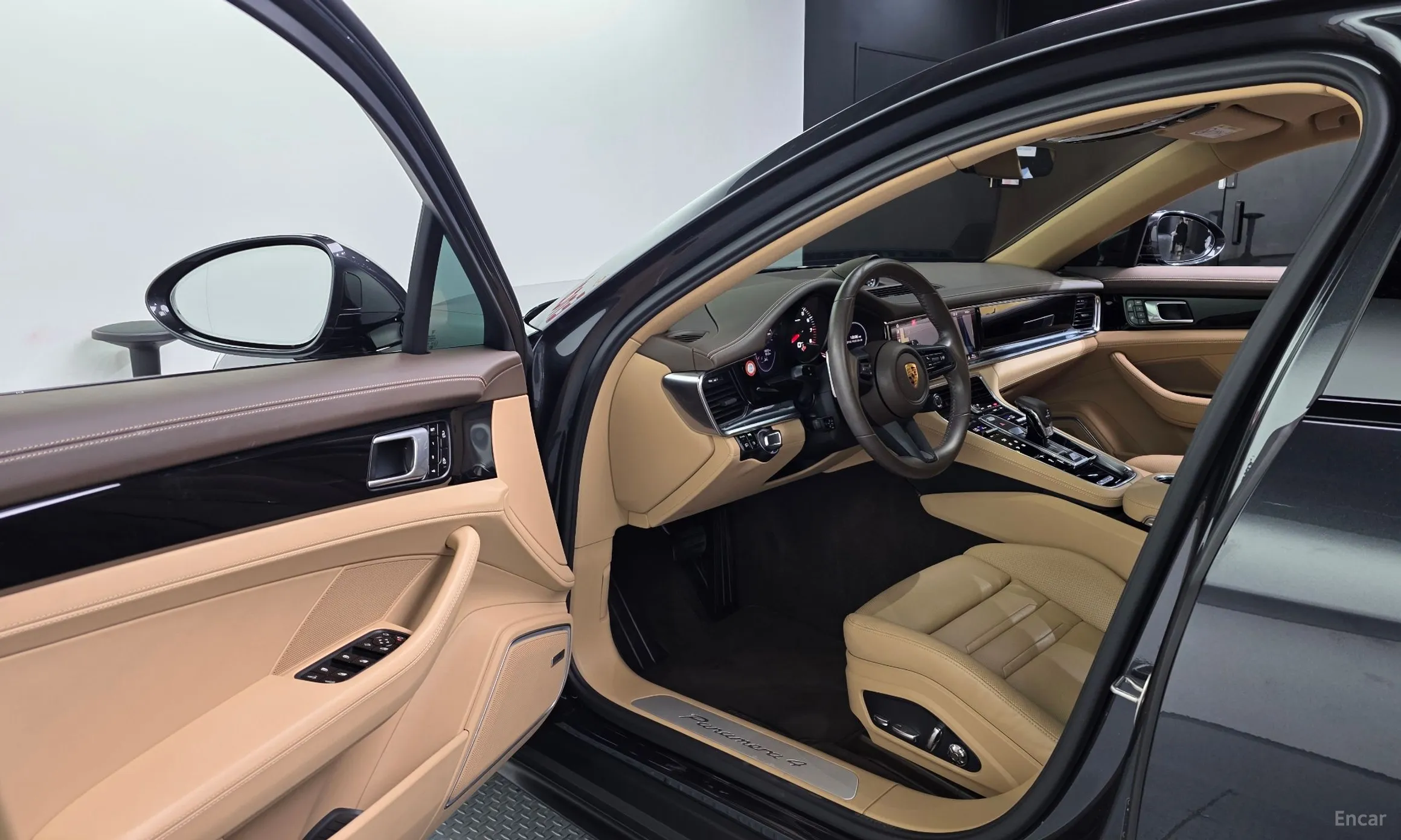 Porsche Panamera (971) превью 10