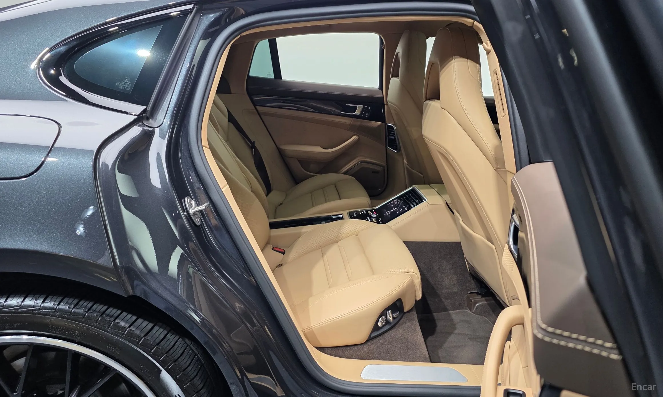 Porsche Panamera (971) превью 12