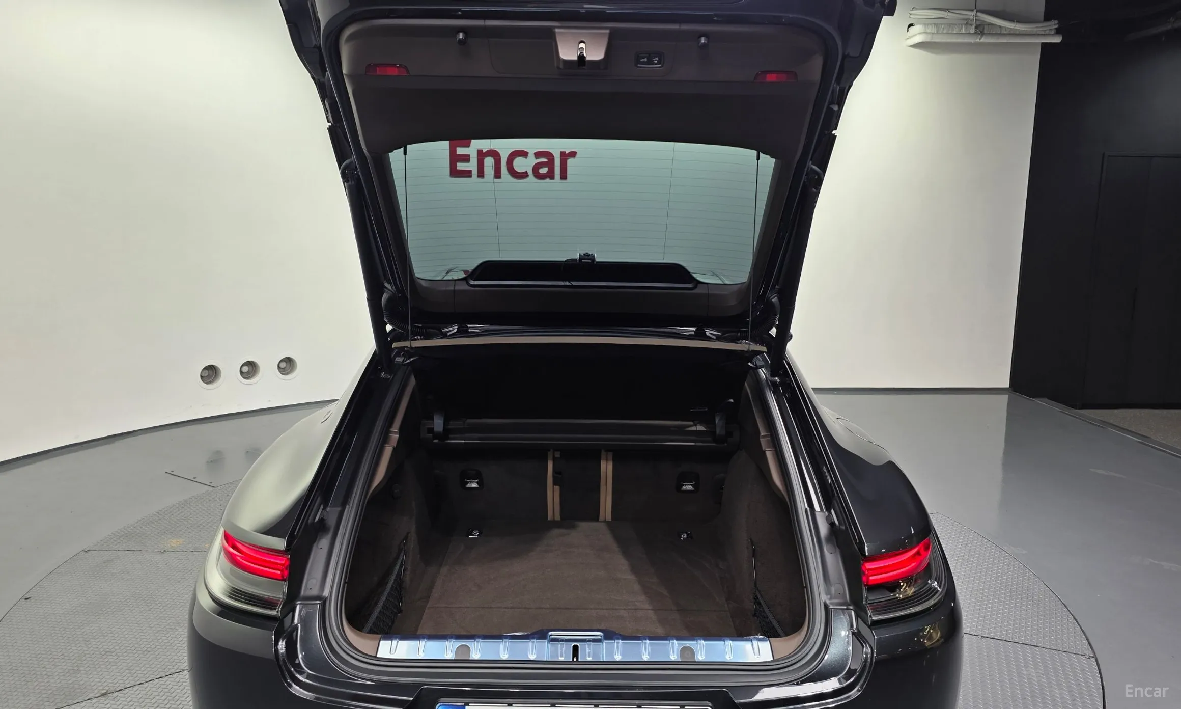 Porsche Panamera (971) превью 20