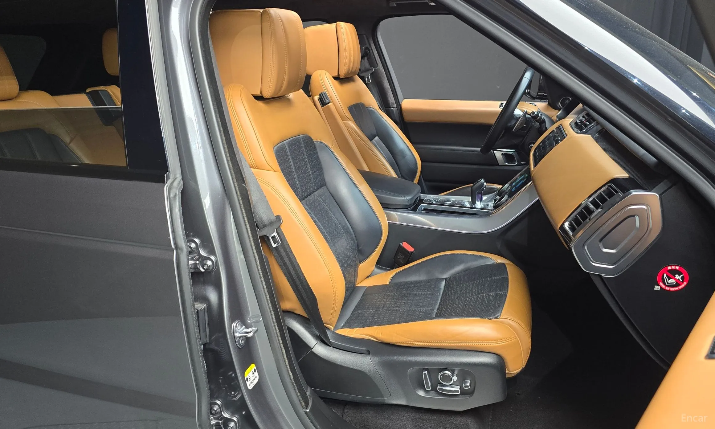 Land Rover Range Rover Sport 2nd Generation превью 12