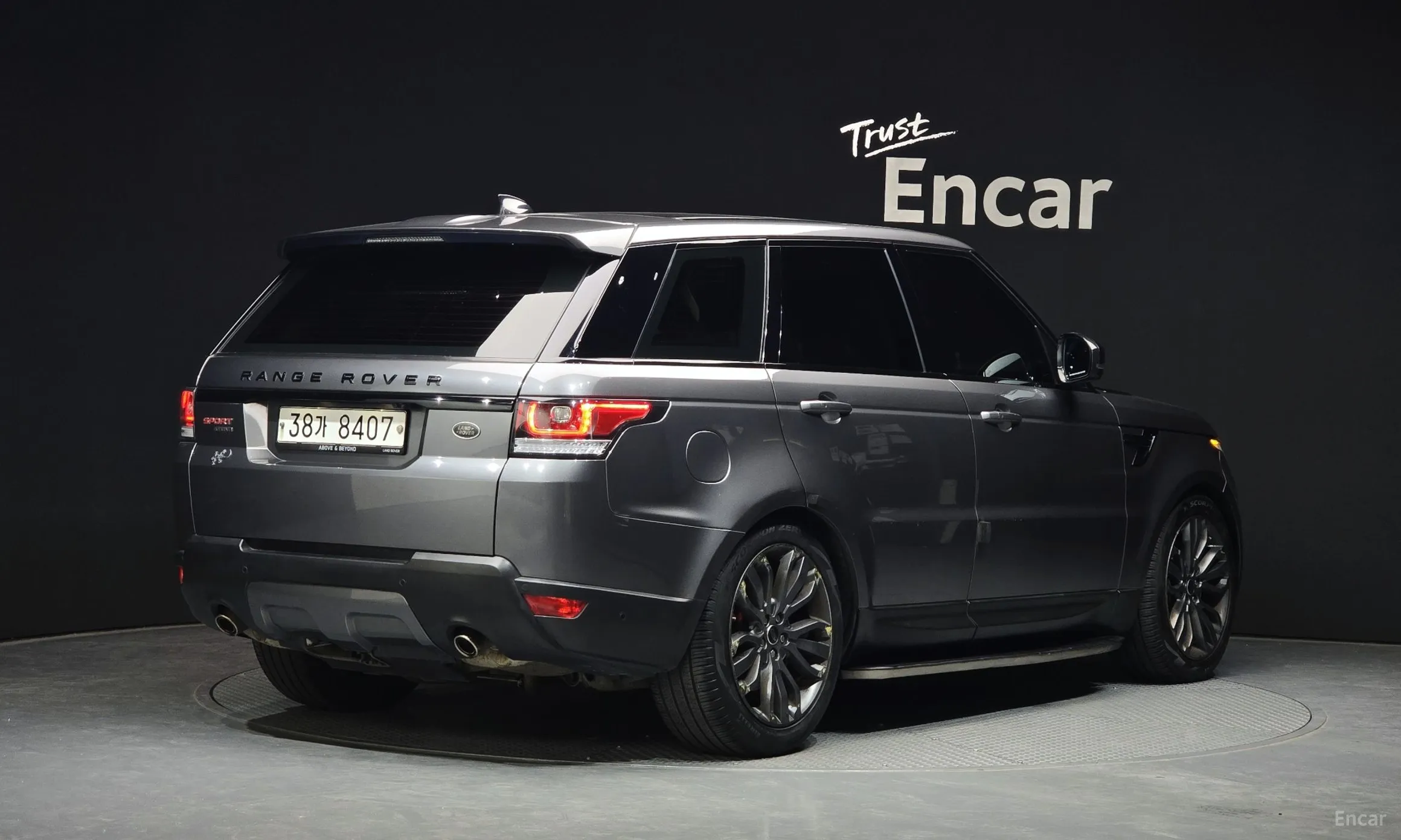 Land Rover Range Rover Sport 2nd Generation