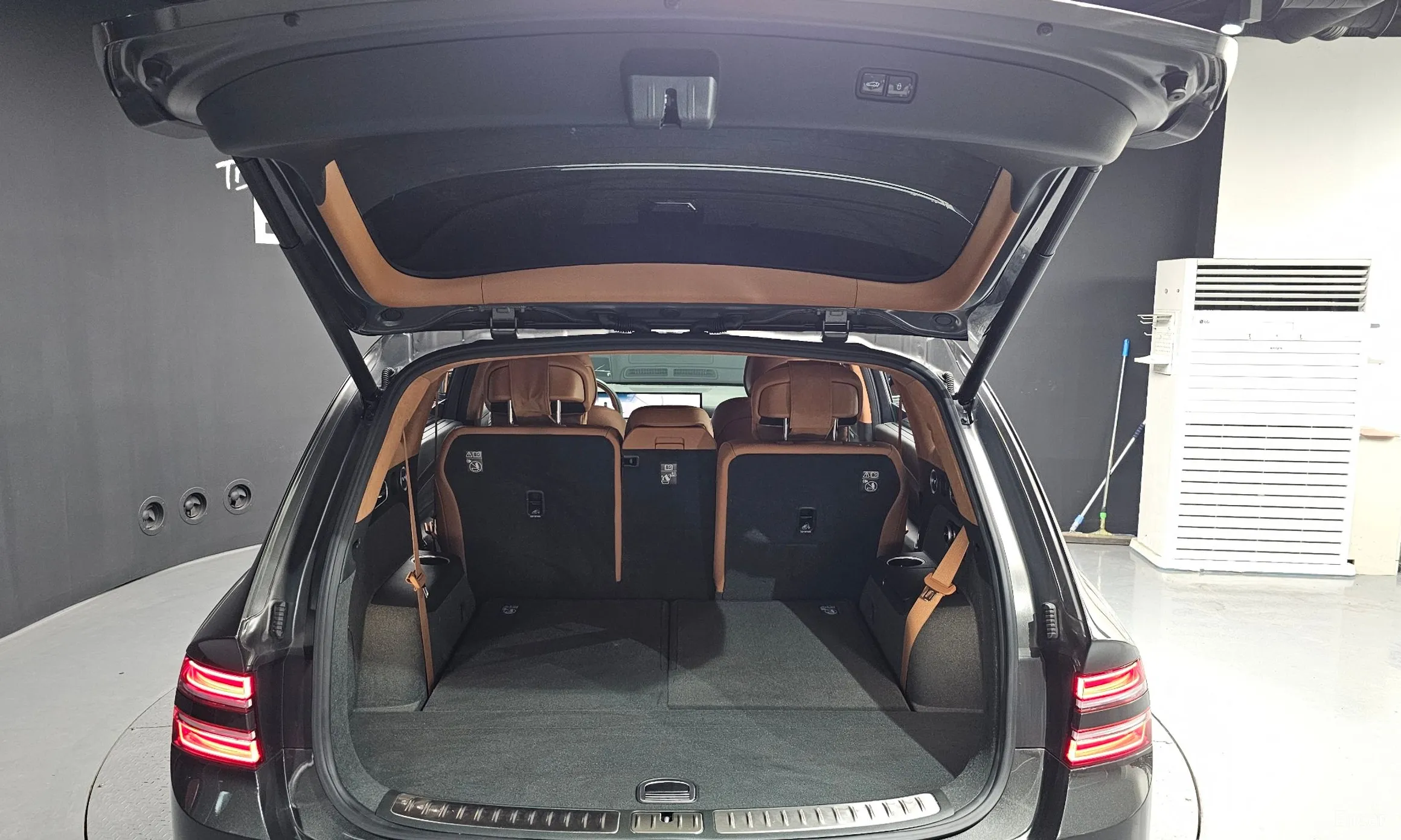 Genesis GV80 превью 20